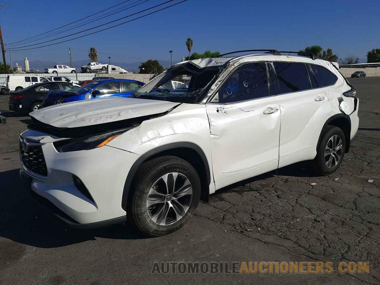 5TDHZRAH9MS049797 TOYOTA HIGHLANDER 2021