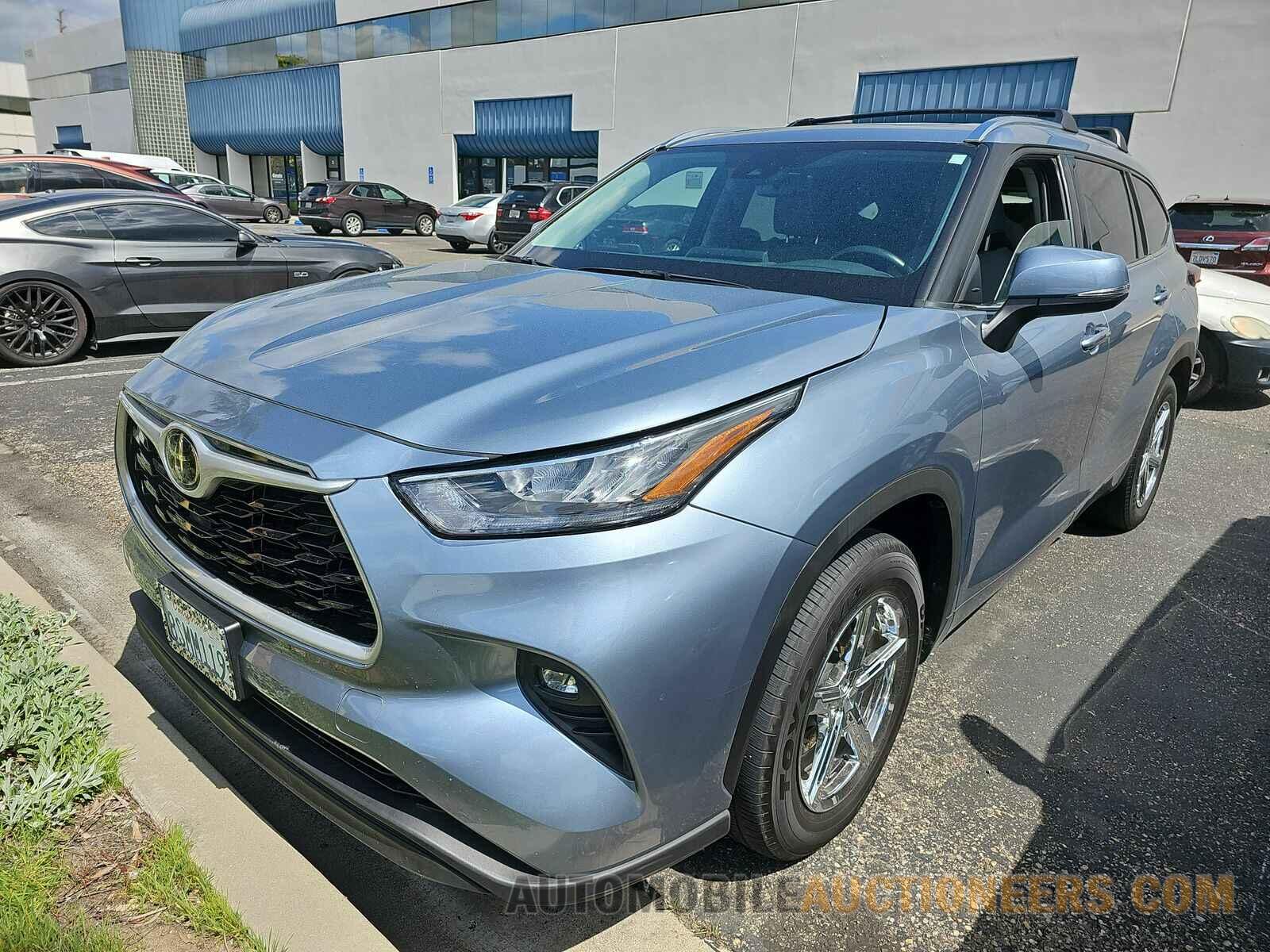 5TDHZRAHXLS021750 Toyota Highlander 2020