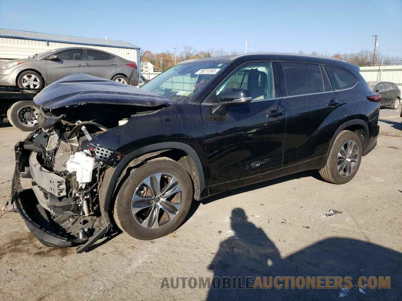 5TDHZRAHXNS109216 TOYOTA HIGHLANDER 2022