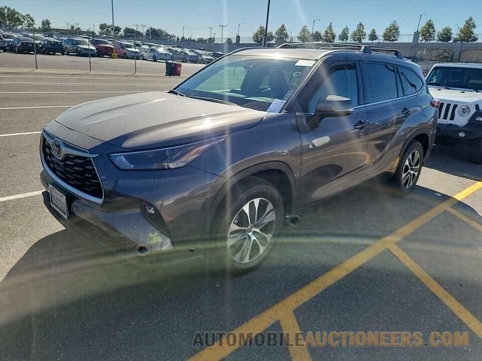 5TDHZRAHXNS543149 Toyota Highlander 2022