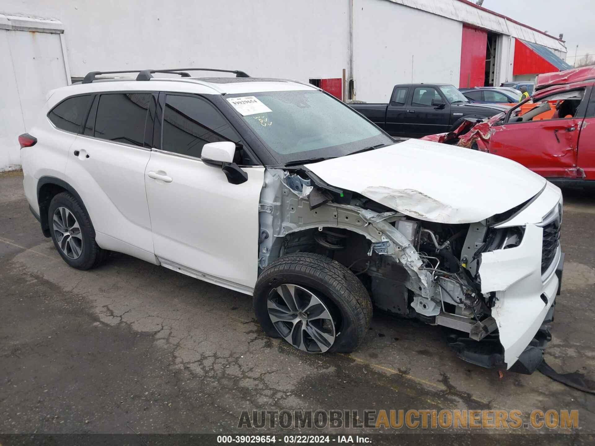 5TDHZRBH0MS549927 TOYOTA HIGHLANDER 2021