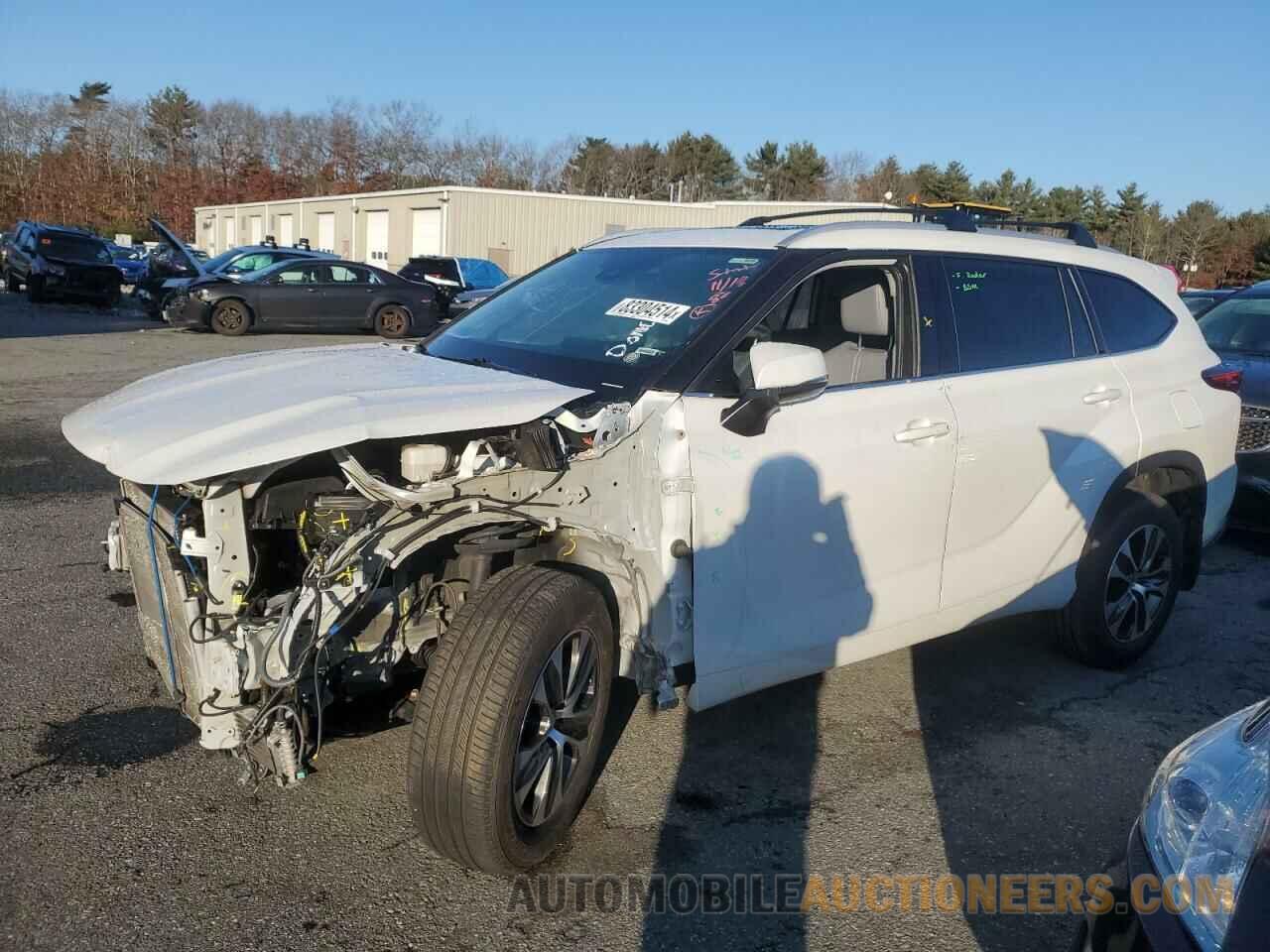 5TDHZRBH0NS182819 TOYOTA HIGHLANDER 2022