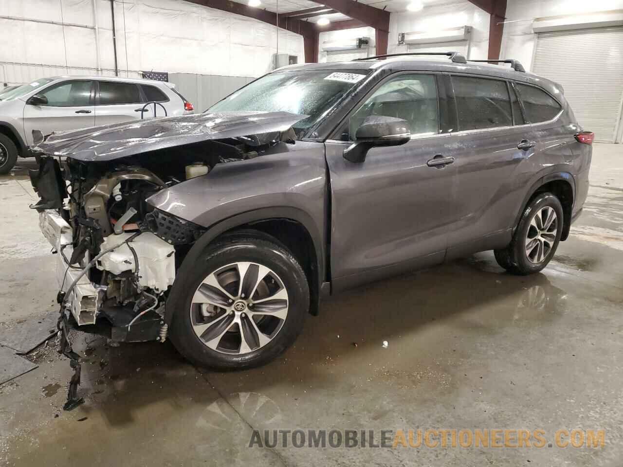 5TDHZRBH0NS234935 TOYOTA HIGHLANDER 2022