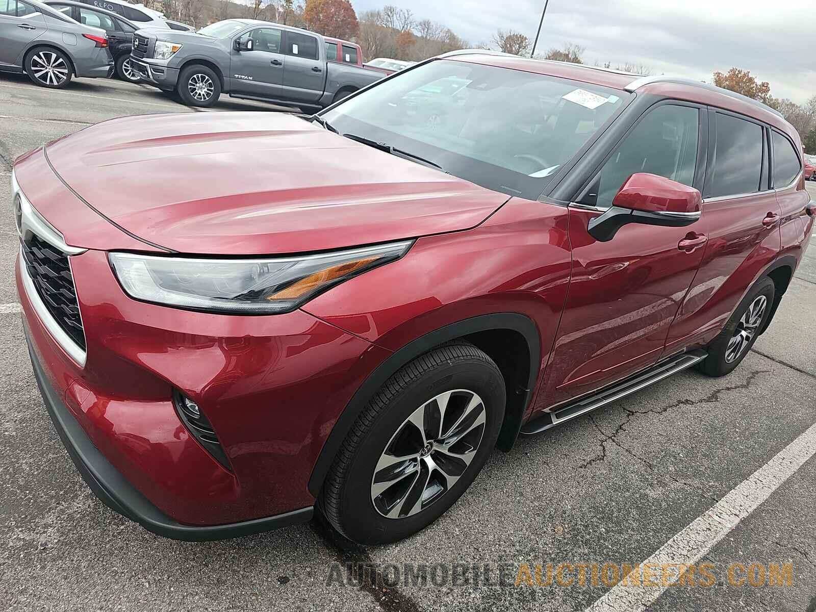 5TDHZRBH1MS145681 Toyota Highlander 2021