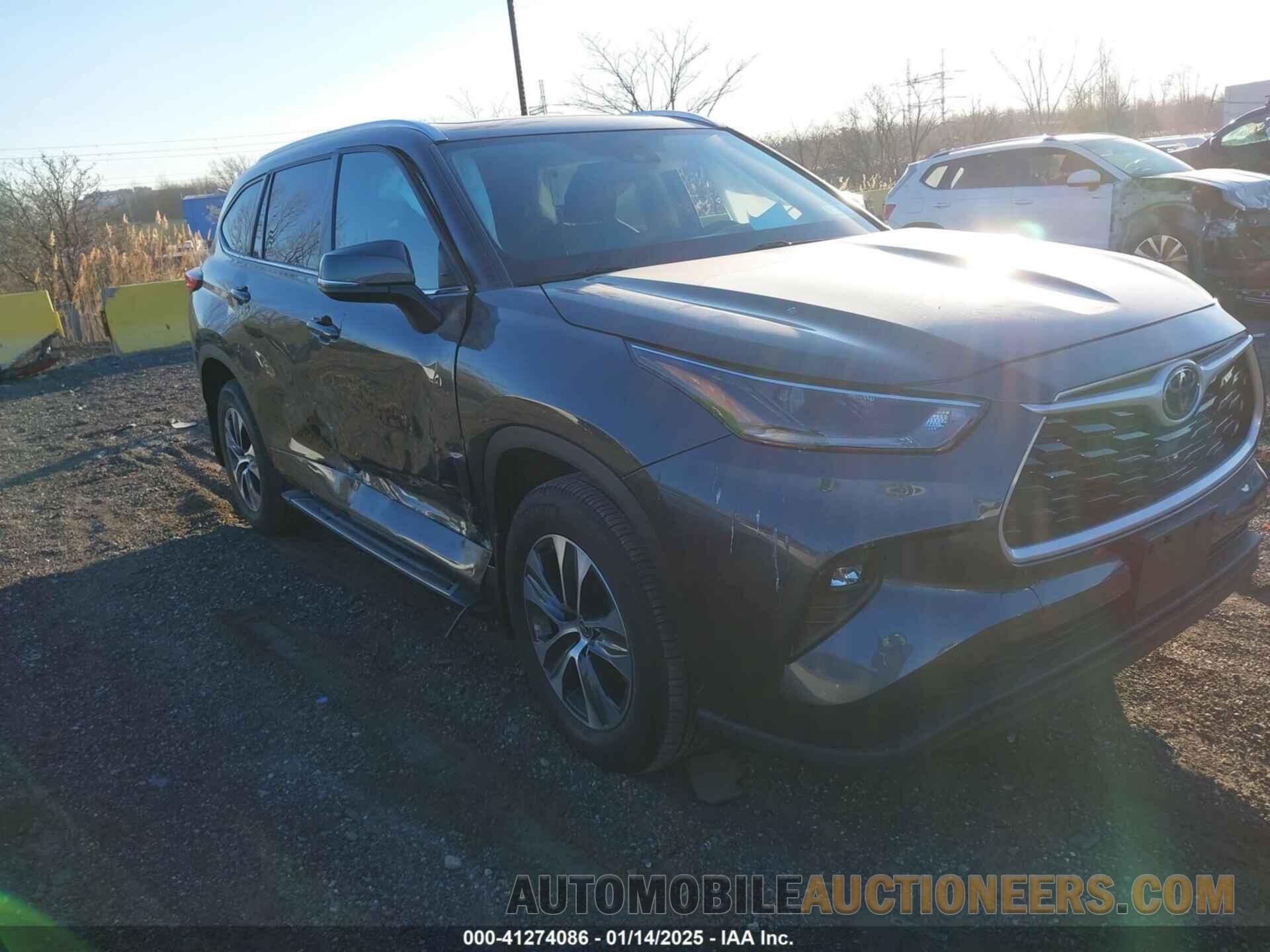 5TDHZRBH1MS150363 TOYOTA HIGHLANDER 2021