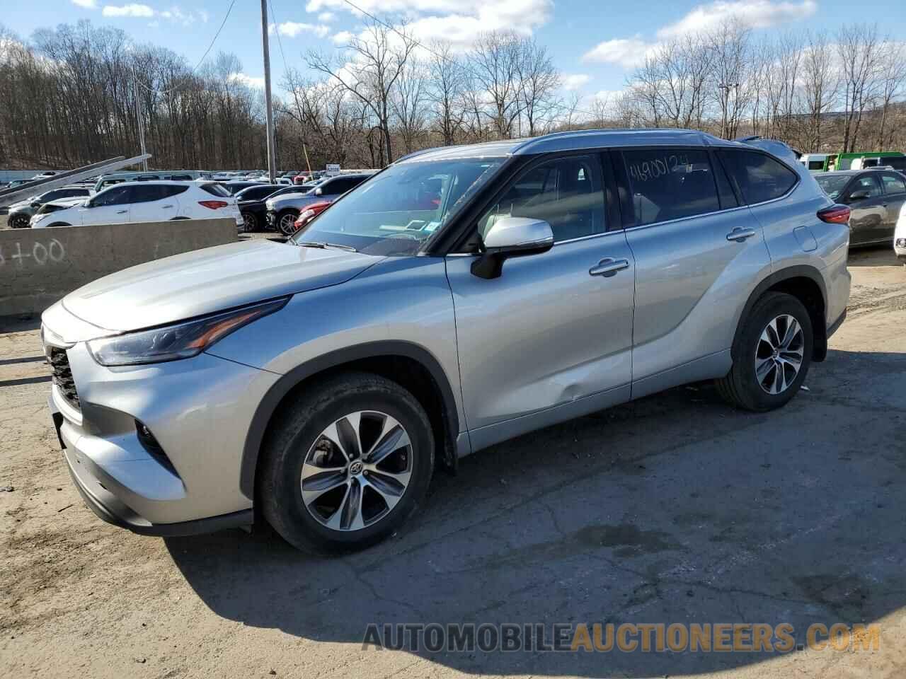 5TDHZRBH1MS157670 TOYOTA HIGHLANDER 2021