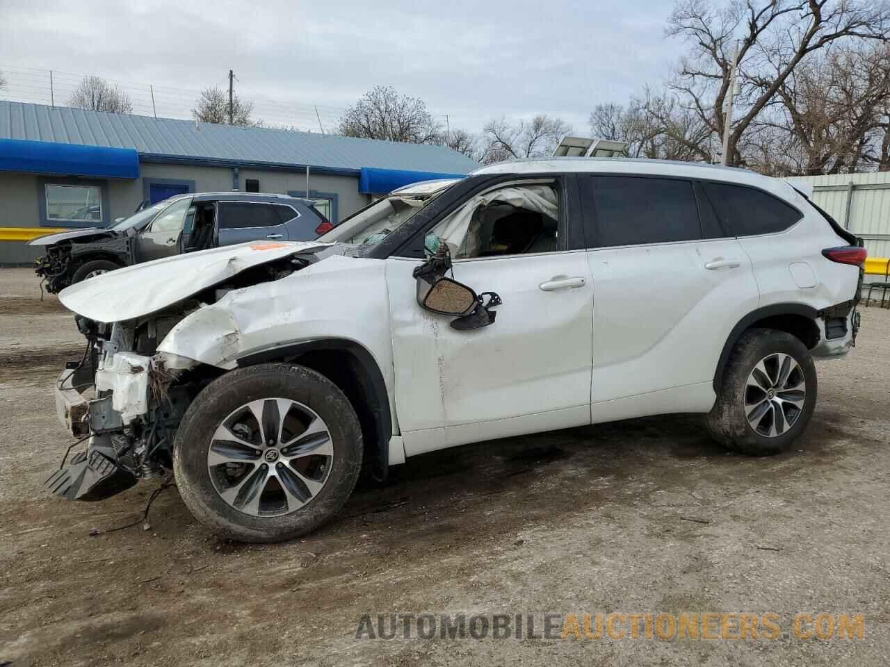 5TDHZRBH1MS543280 TOYOTA HIGHLANDER 2021