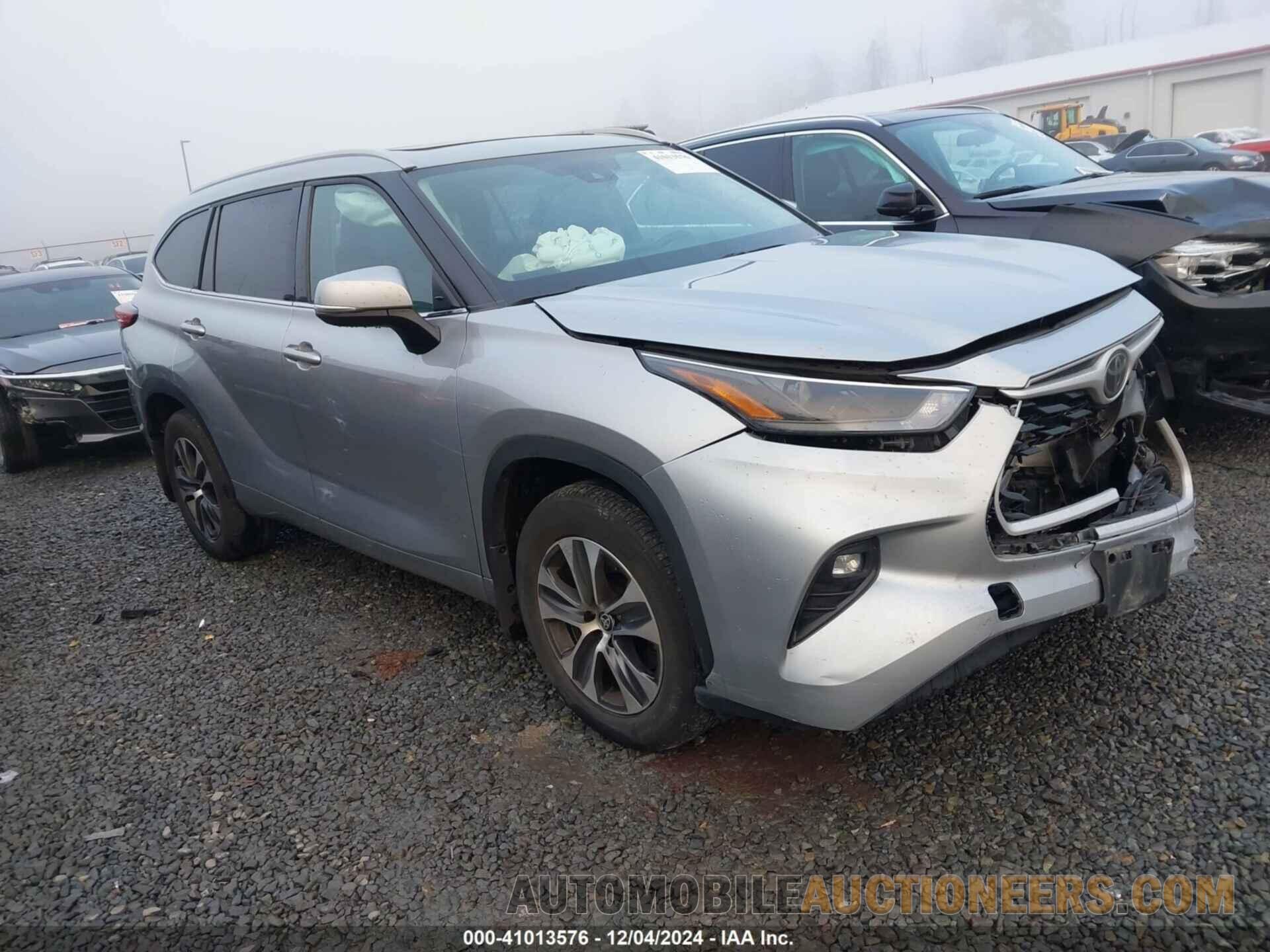 5TDHZRBH1NS180223 TOYOTA HIGHLANDER 2022