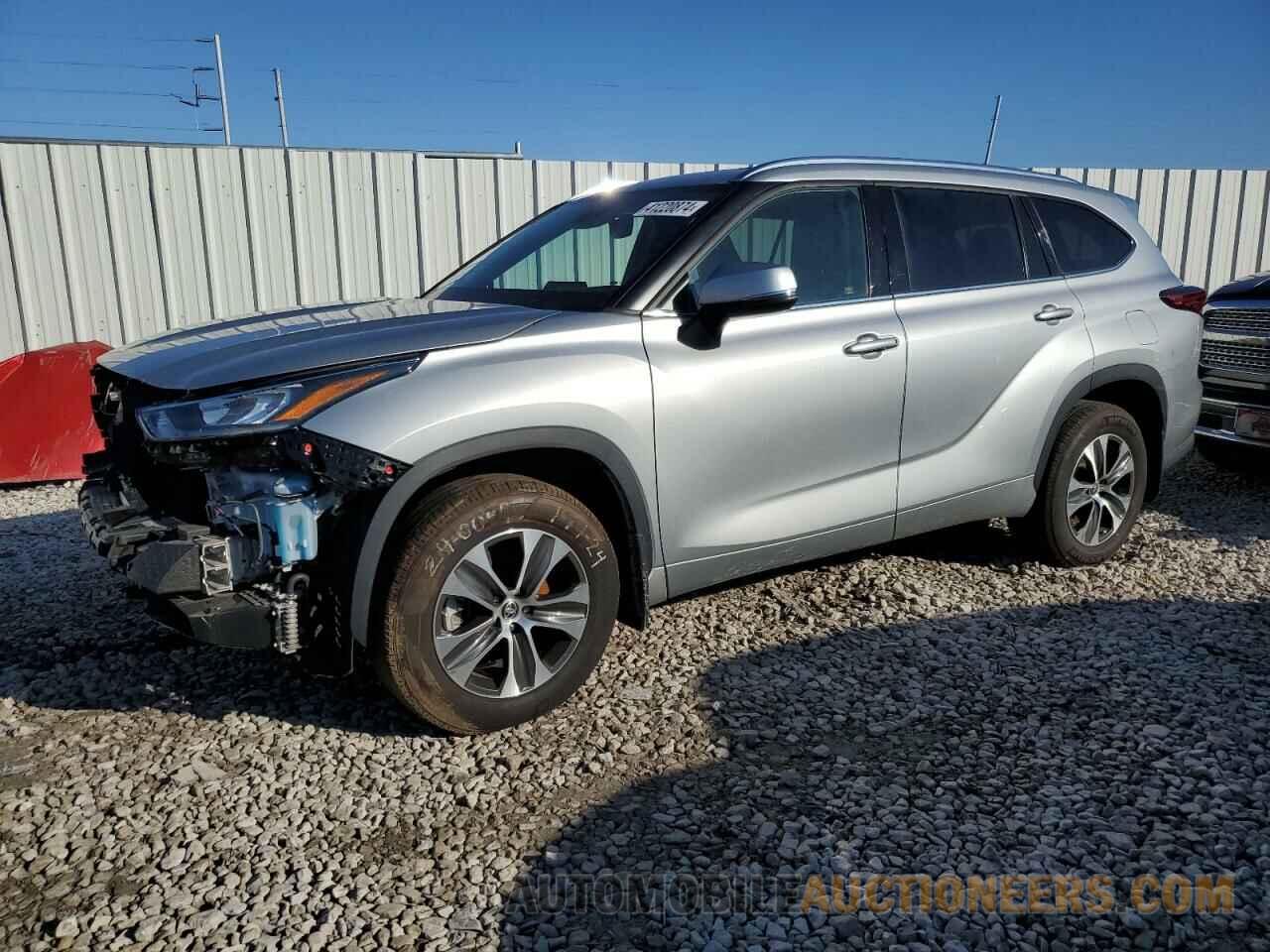 5TDHZRBH2LS501876 TOYOTA HIGHLANDER 2020