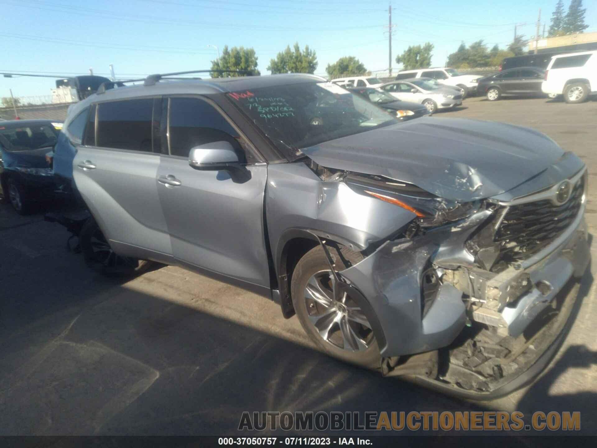 5TDHZRBH2MS102516 TOYOTA HIGHLANDER 2021