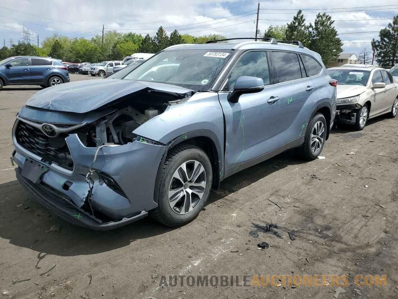 5TDHZRBH2NS189481 TOYOTA HIGHLANDER 2022