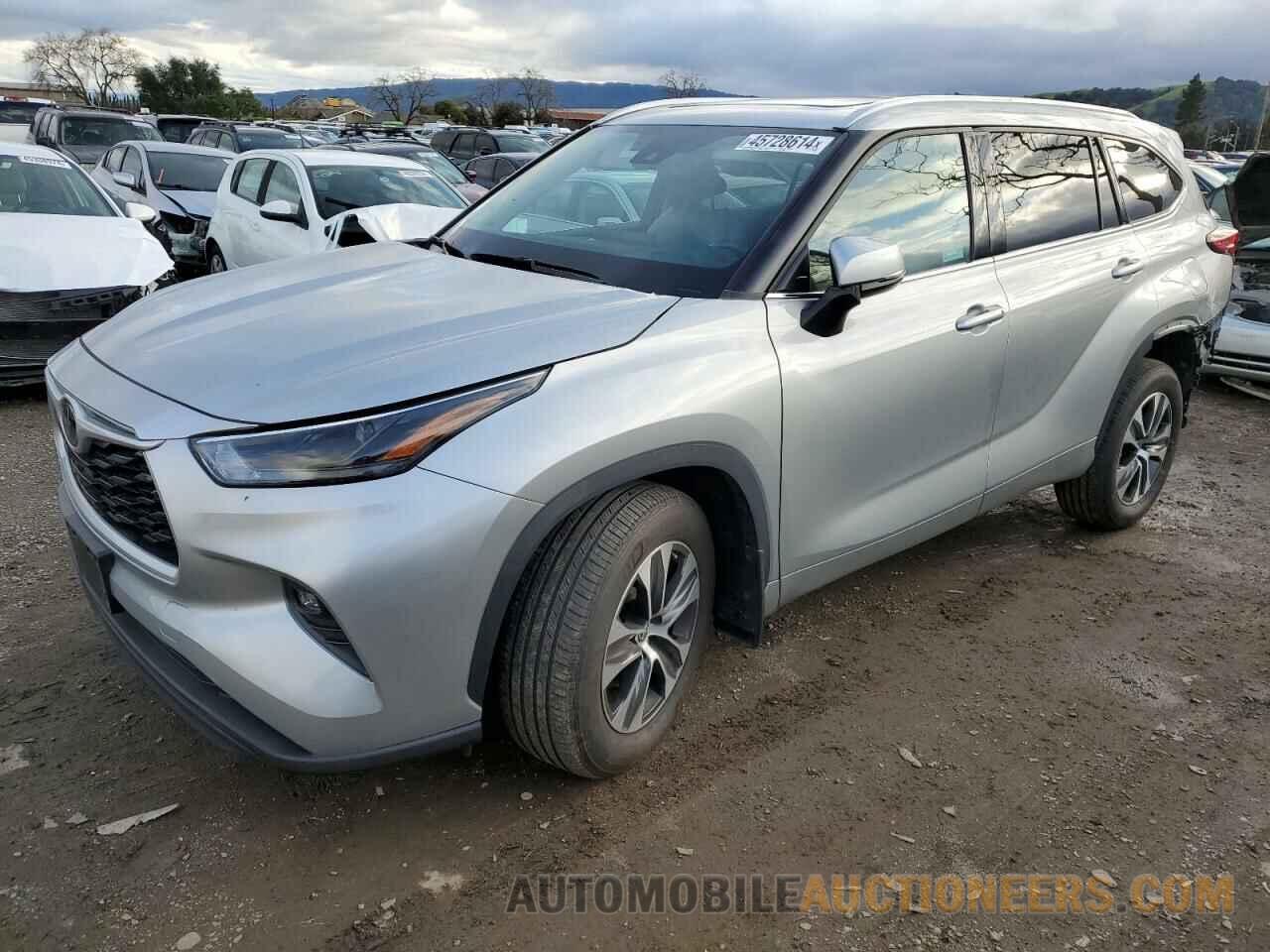 5TDHZRBH3NS174746 TOYOTA HIGHLANDER 2022