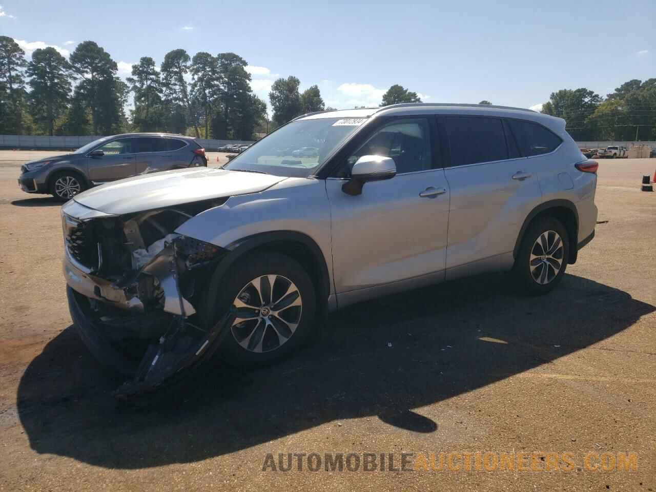 5TDHZRBH3NS225887 TOYOTA HIGHLANDER 2022