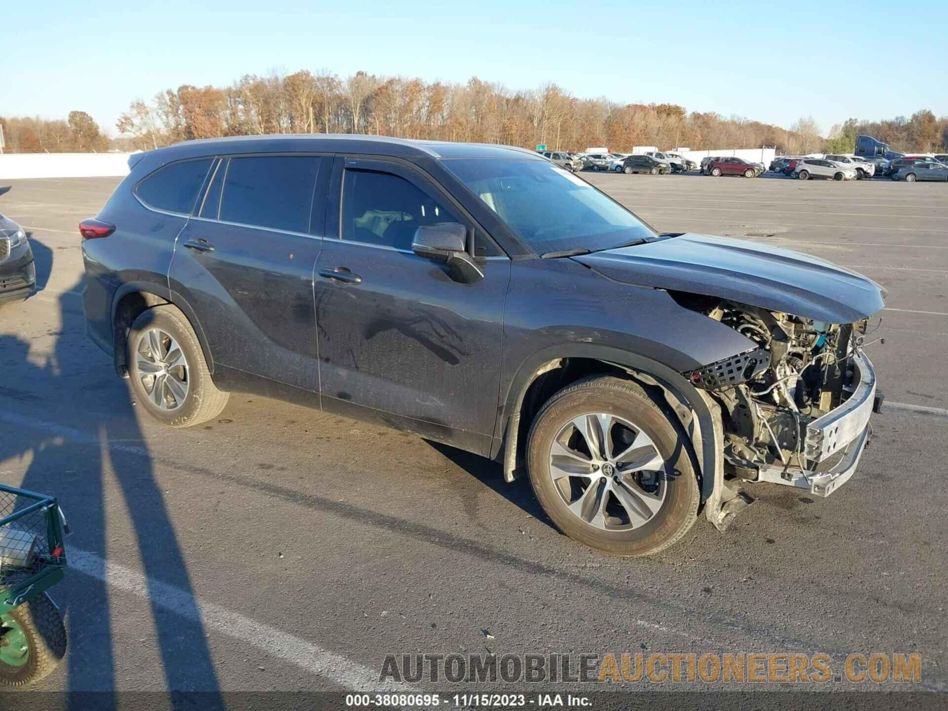 5TDHZRBH3NS578114 TOYOTA HIGHLANDER 2022