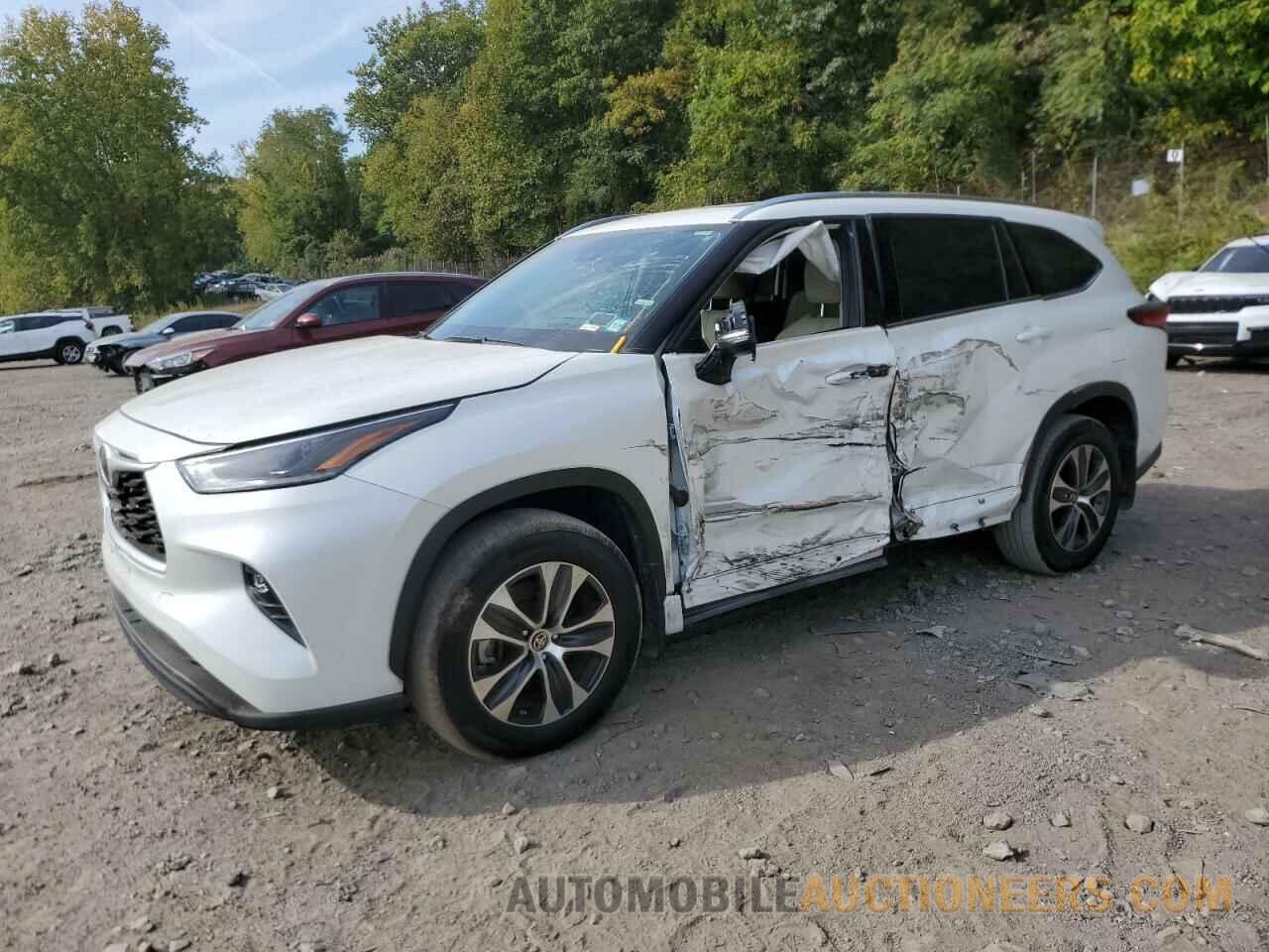 5TDHZRBH4MS129684 TOYOTA HIGHLANDER 2021