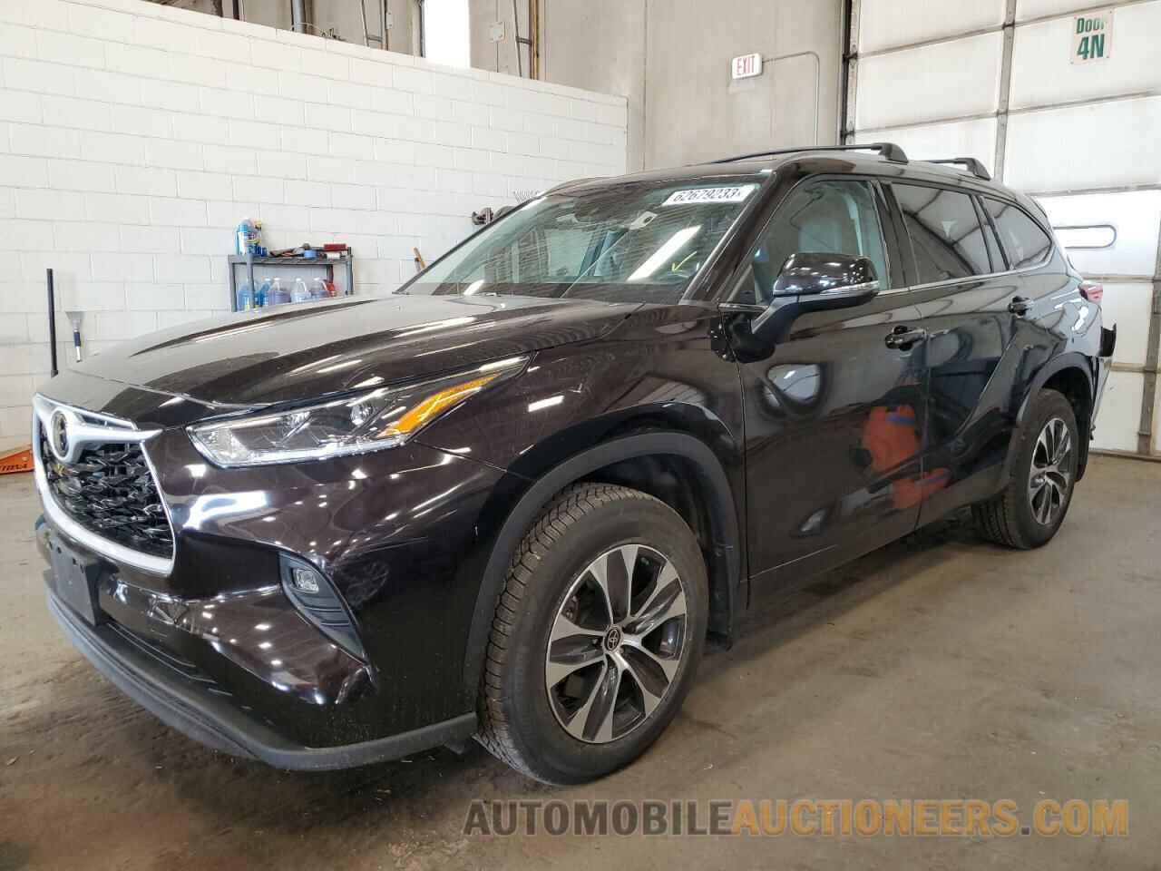 5TDHZRBH5MS132819 TOYOTA HIGHLANDER 2021