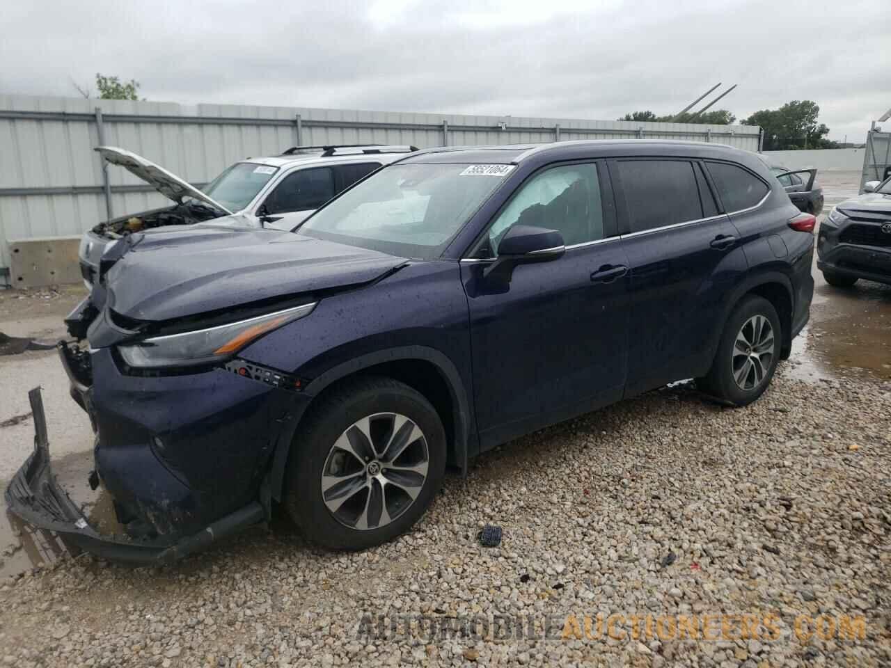 5TDHZRBH5NS215054 TOYOTA HIGHLANDER 2022