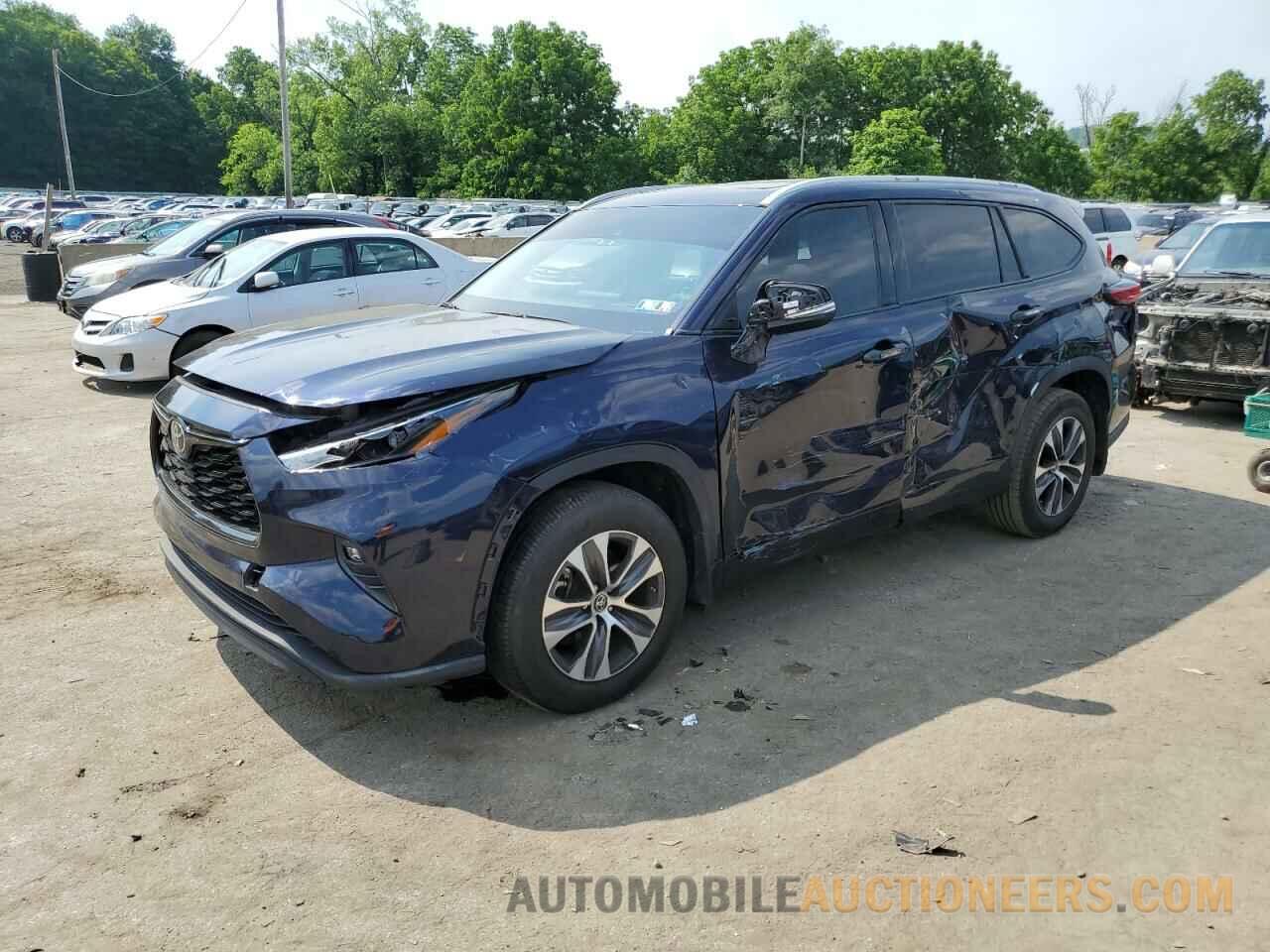 5TDHZRBH5NS579233 TOYOTA HIGHLANDER 2022