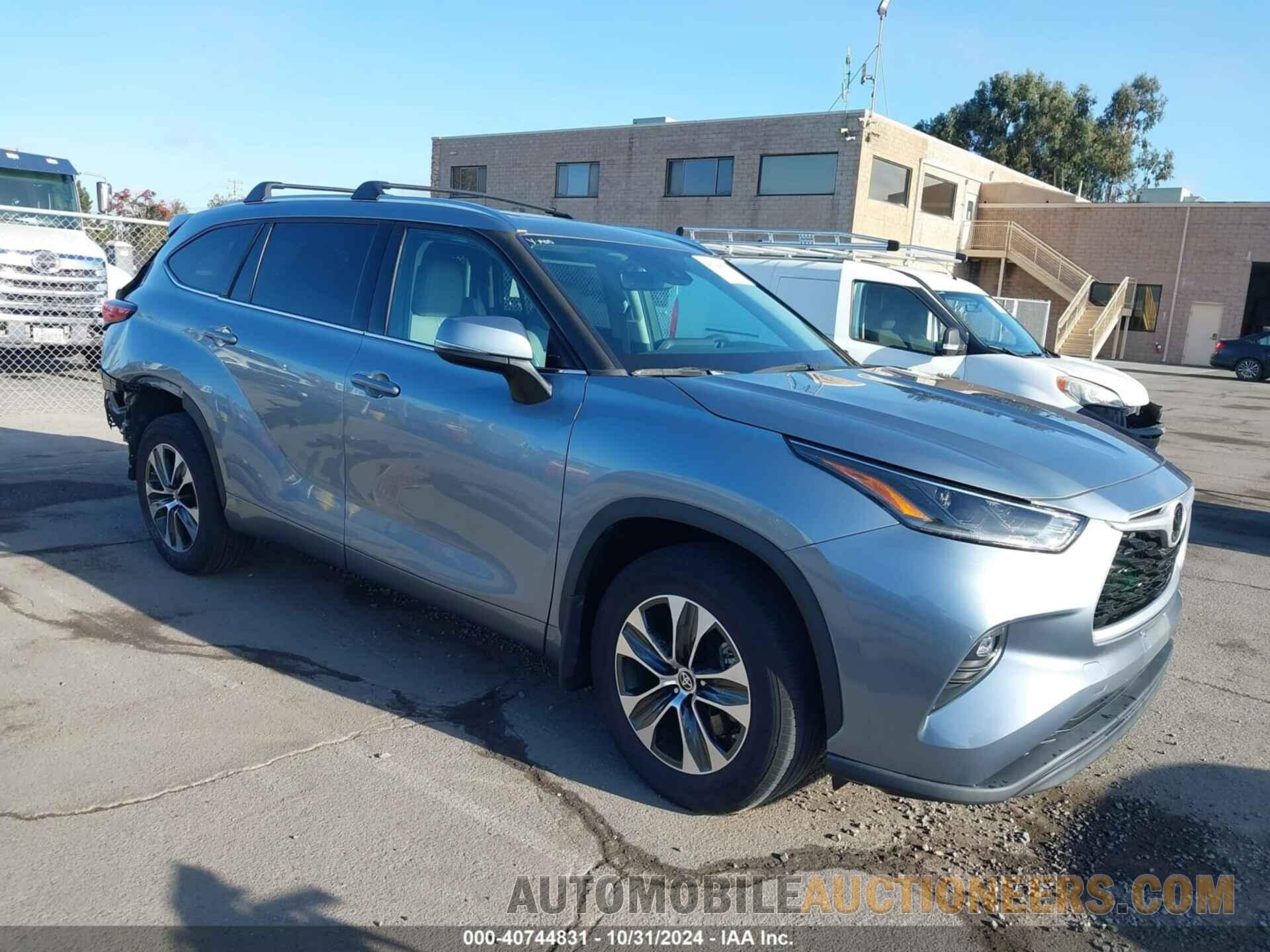 5TDHZRBH6MS095313 TOYOTA HIGHLANDER 2021