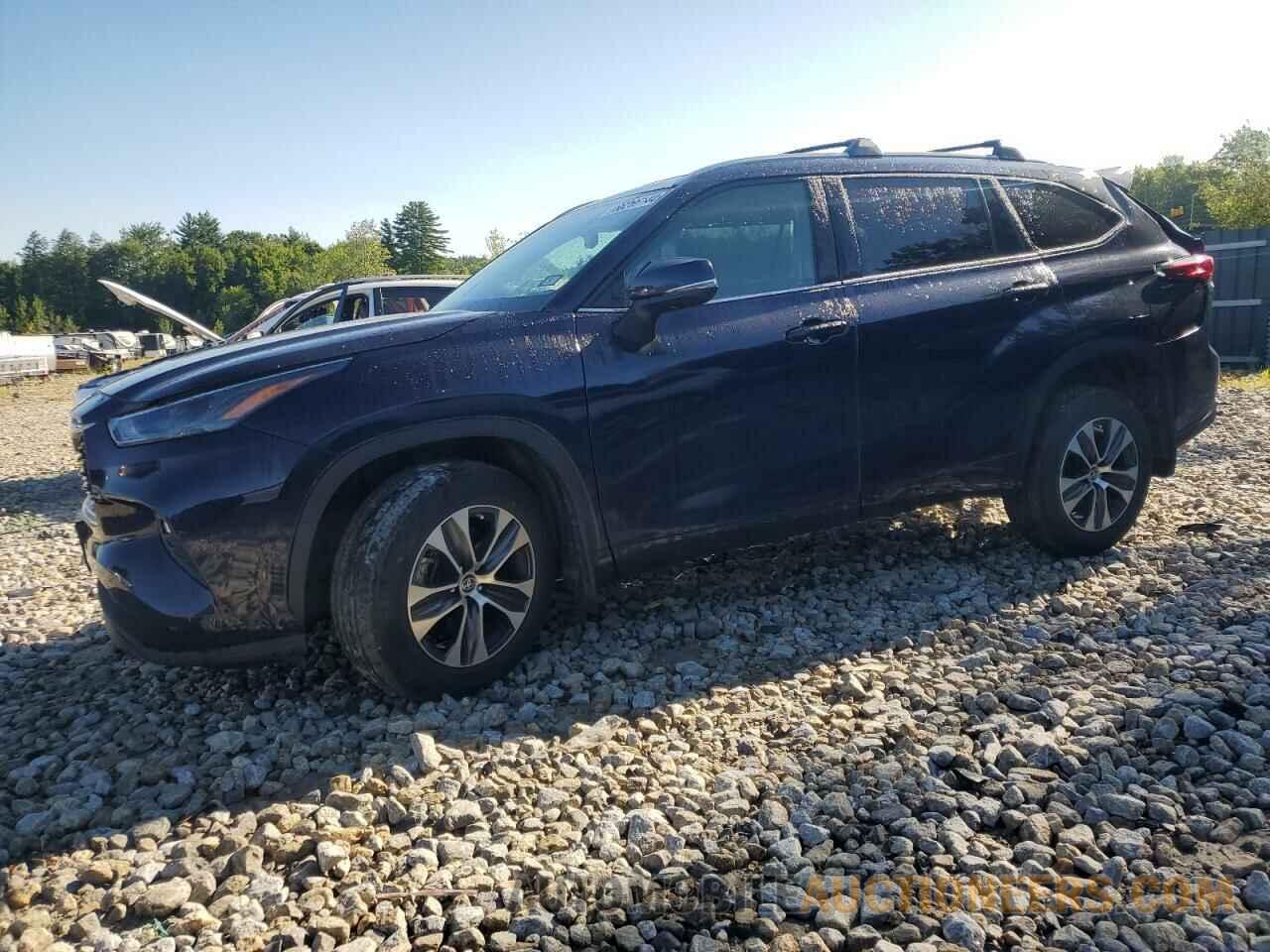 5TDHZRBH6NS222627 TOYOTA HIGHLANDER 2022