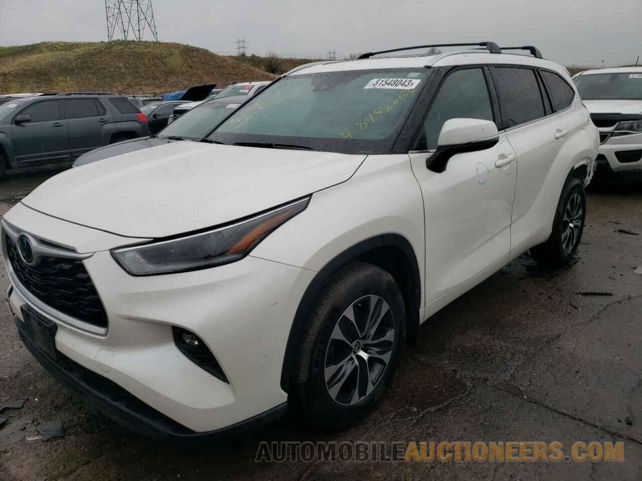 5TDHZRBH8MS100687 TOYOTA HIGHLANDER 2021