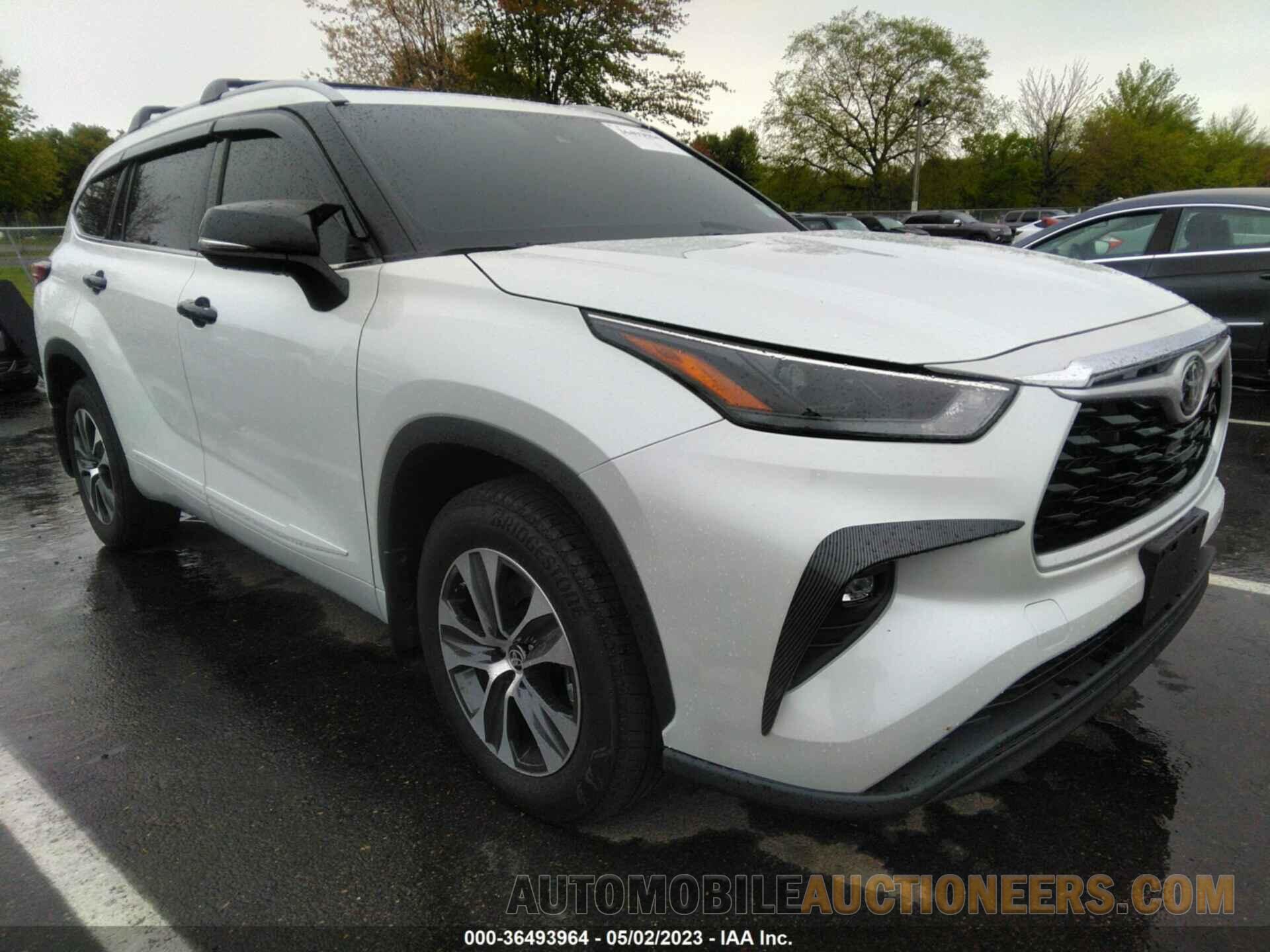 5TDHZRBH8NS251627 TOYOTA HIGHLANDER 2022