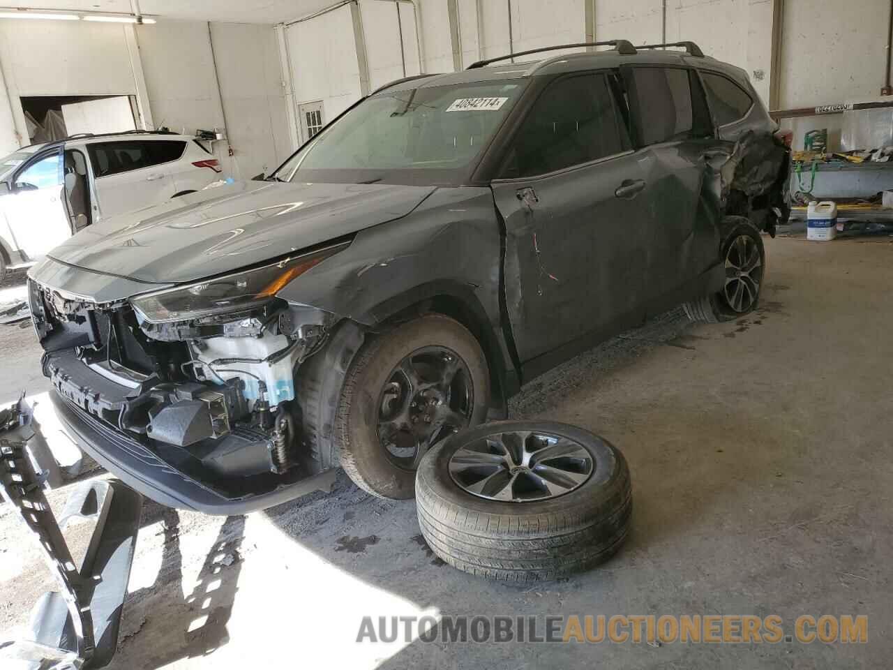 5TDHZRBH9MS083401 TOYOTA HIGHLANDER 2021