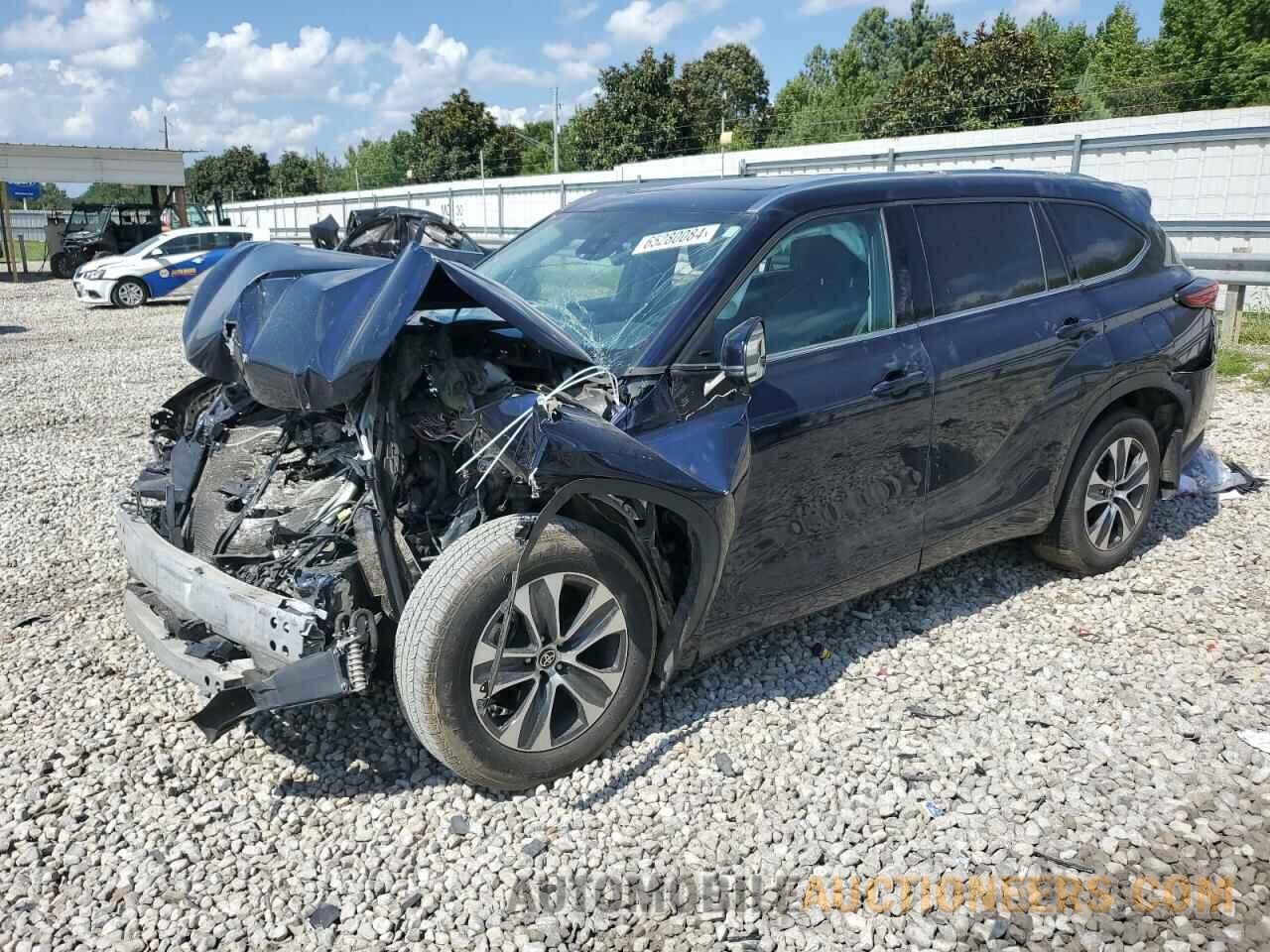 5TDHZRBH9MS134864 TOYOTA HIGHLANDER 2021