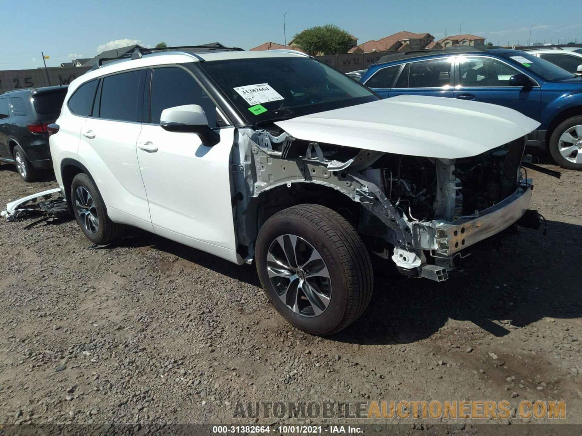 5TDHZRBH9MS538604 TOYOTA HIGHLANDER 2021