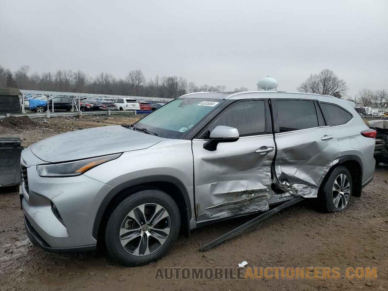 5TDHZRBH9MS541860 TOYOTA HIGHLANDER 2021