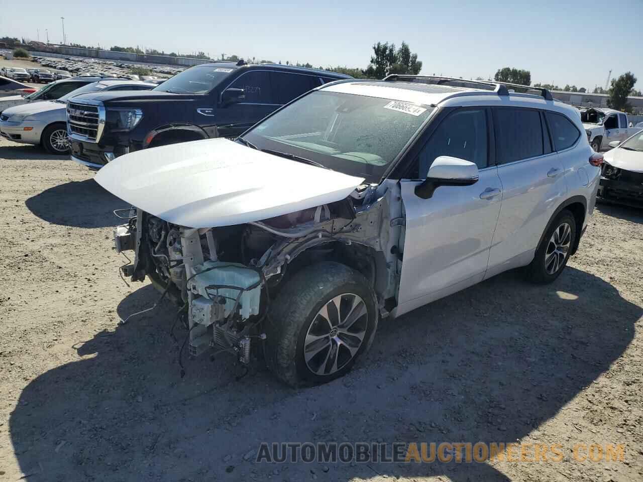 5TDHZRBH9NS204865 TOYOTA HIGHLANDER 2022