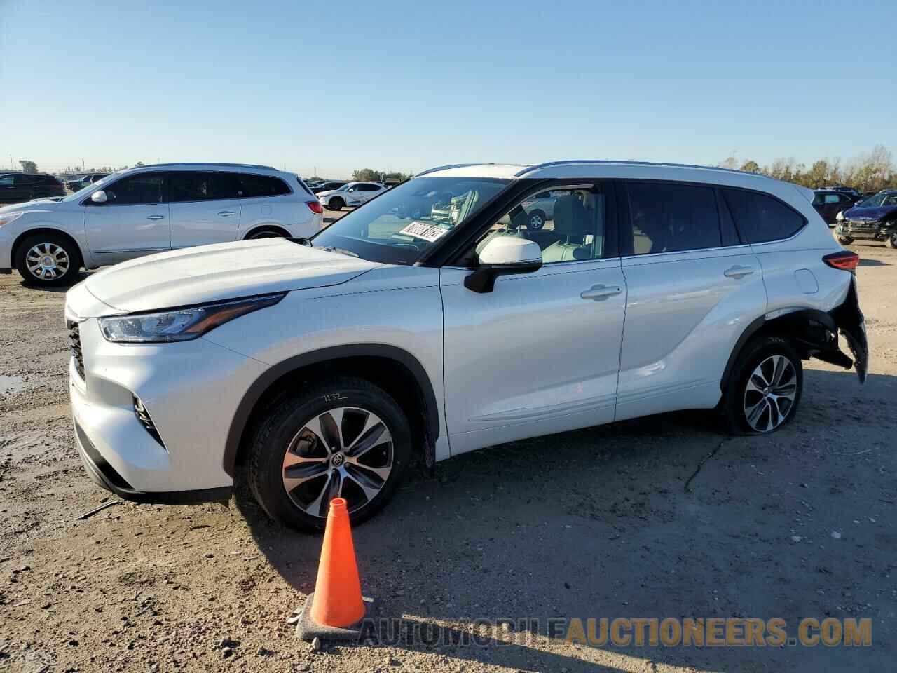 5TDHZRBHXLS000587 TOYOTA HIGHLANDER 2020