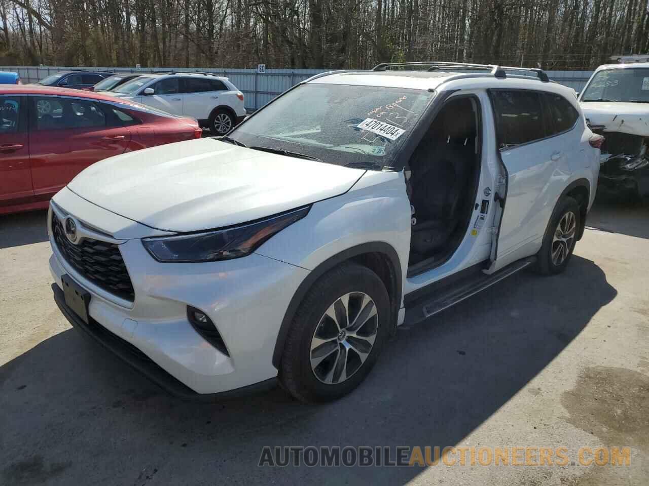 5TDHZRBHXNS189115 TOYOTA HIGHLANDER 2022