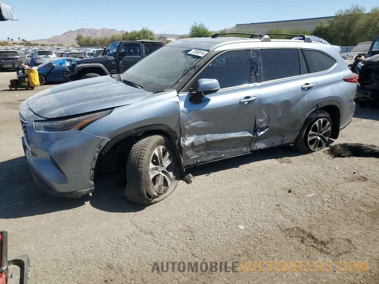 5TDHZRBHXNS229418 TOYOTA HIGHLANDER 2022