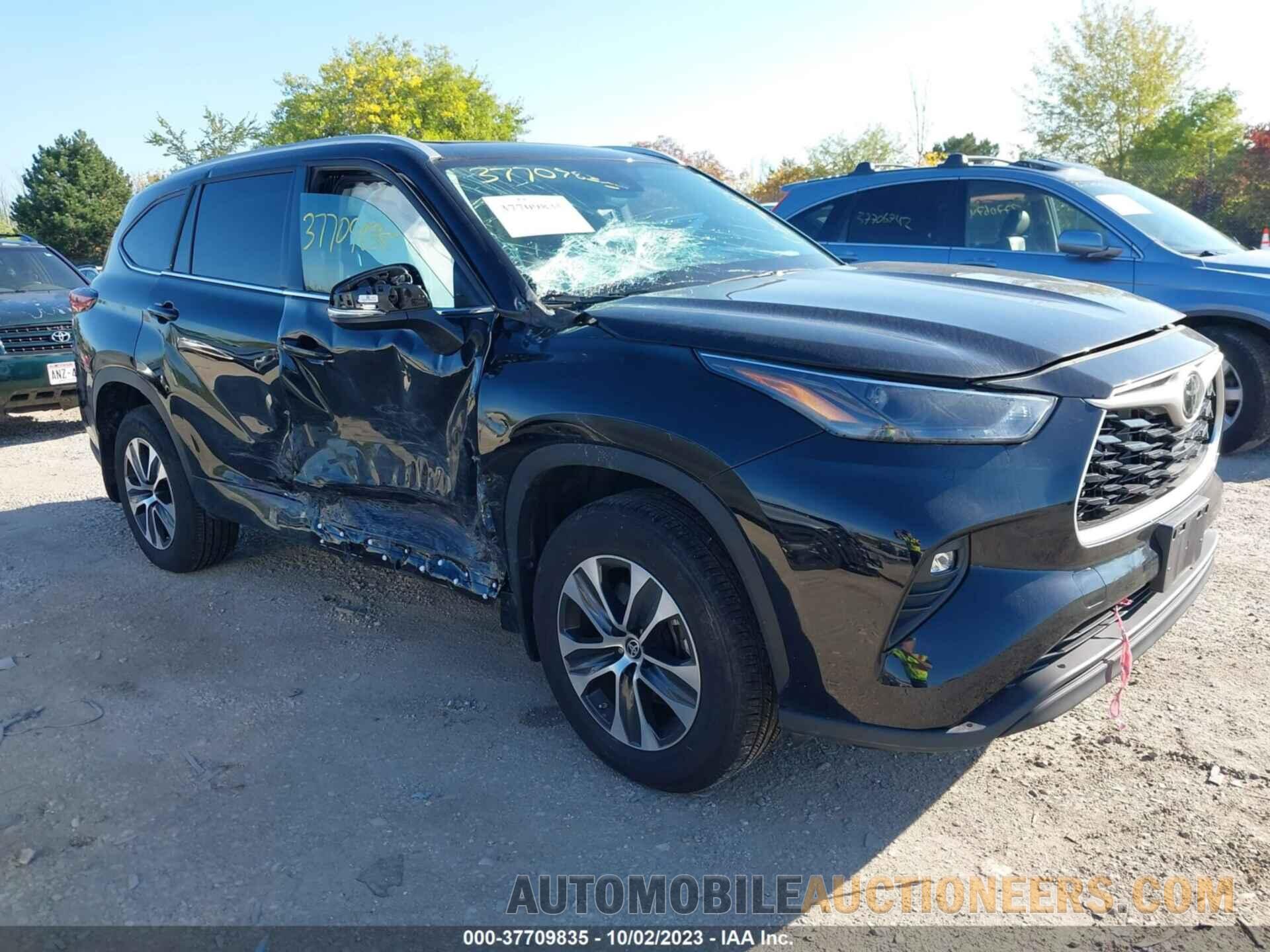 5TDHZRBHXNS234179 TOYOTA HIGHLANDER 2022