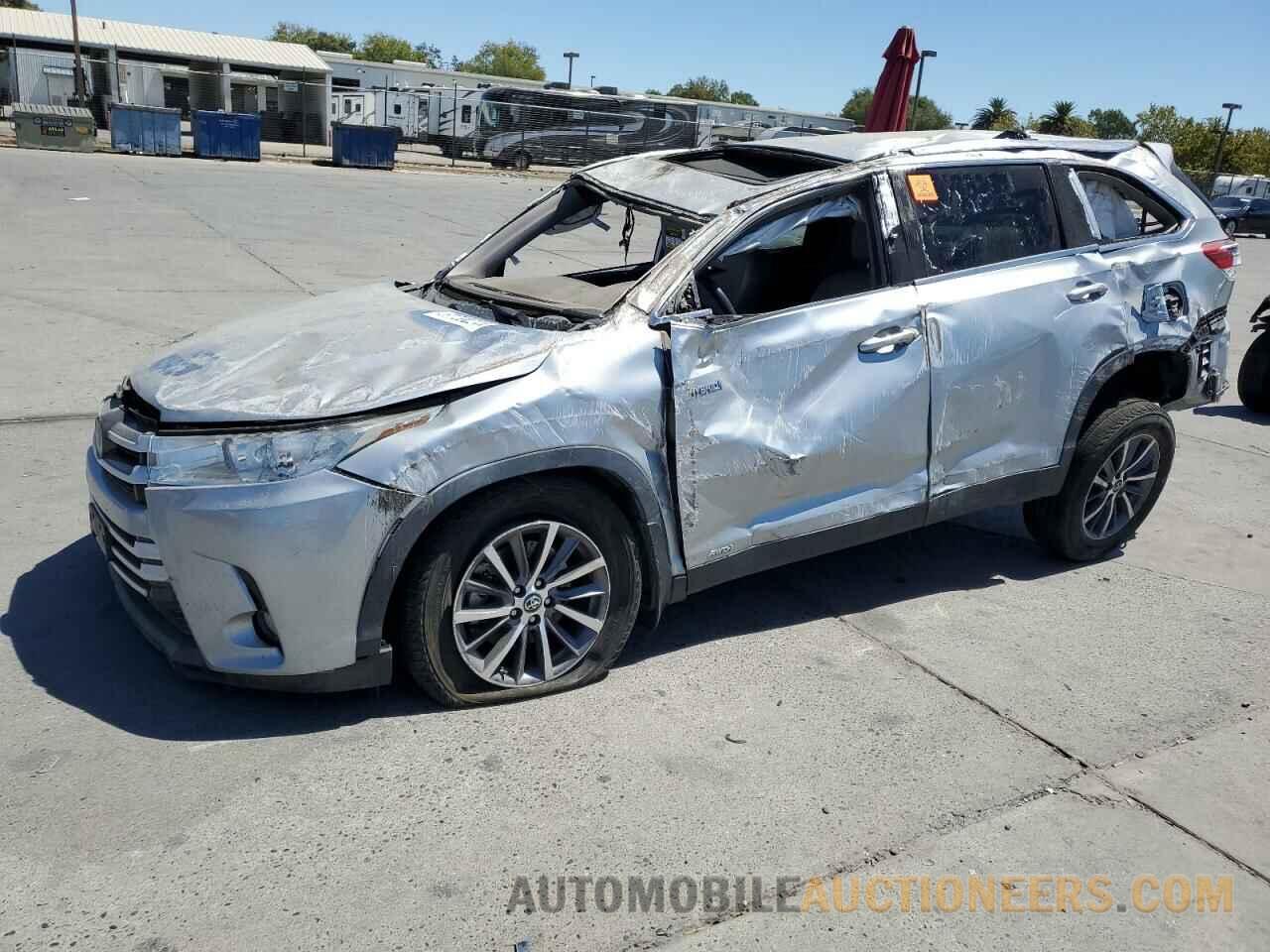 5TDJGRFH0KS070602 TOYOTA HIGHLANDER 2019