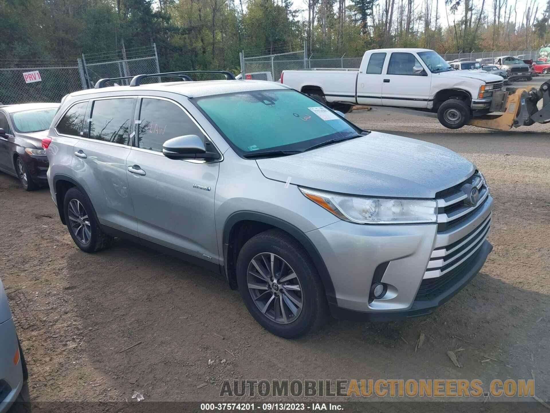 5TDJGRFH1KS057177 TOYOTA HIGHLANDER 2019