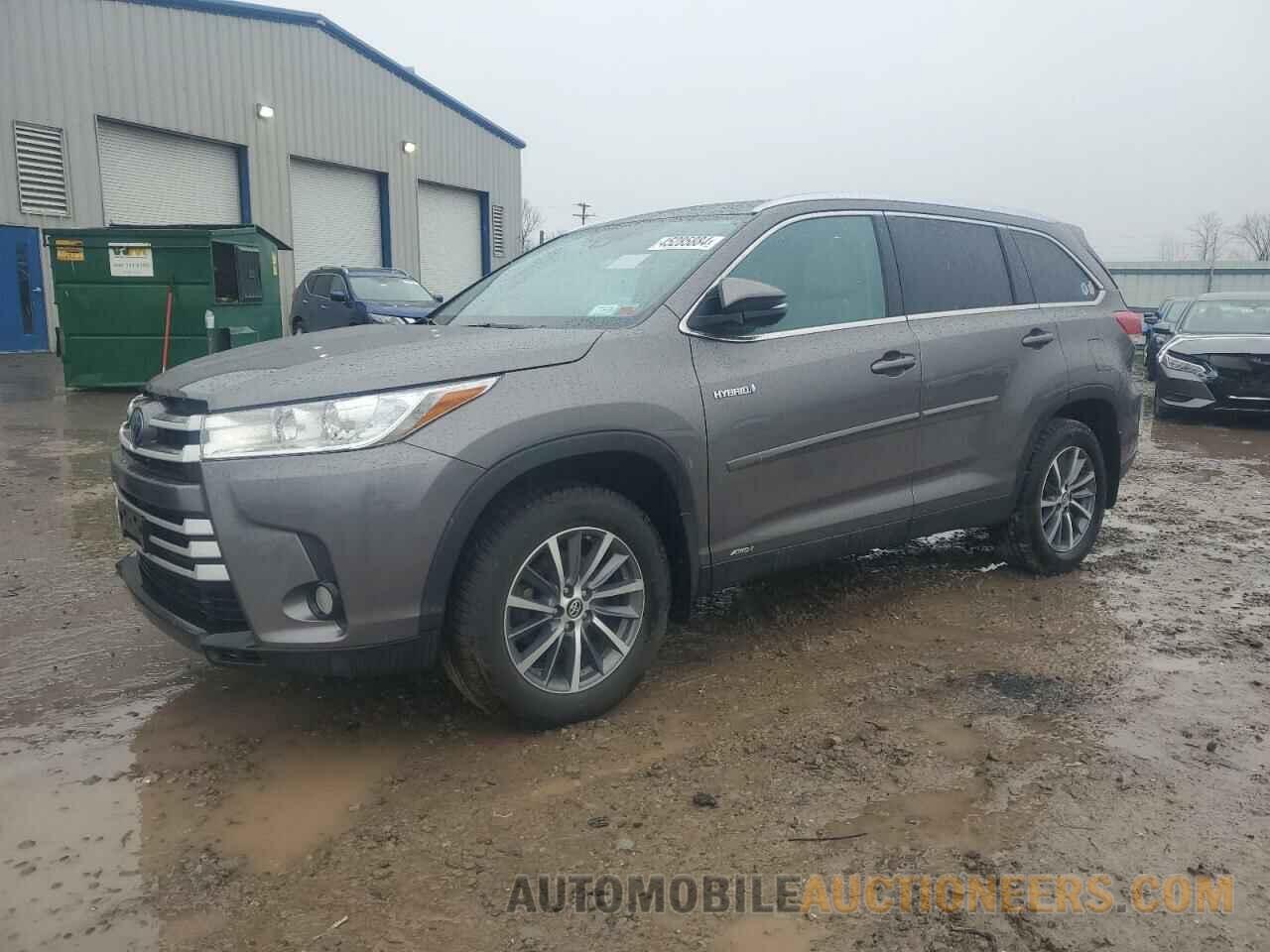 5TDJGRFH1KS067109 TOYOTA HIGHLANDER 2019