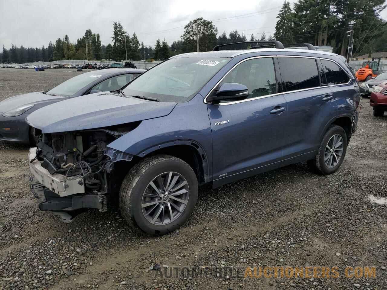 5TDJGRFH2HS025993 TOYOTA HIGHLANDER 2017