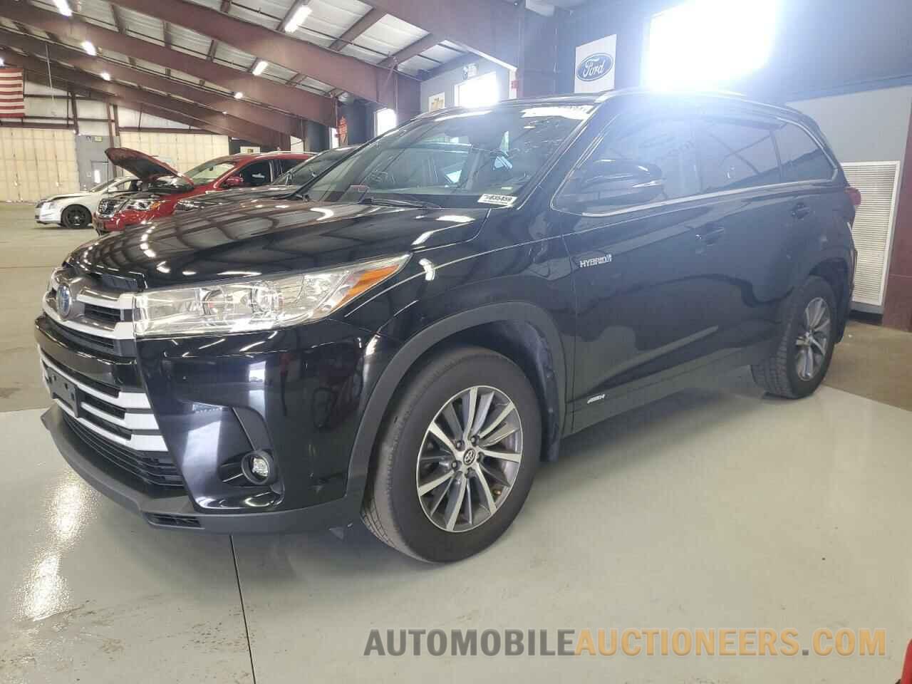 5TDJGRFH2KS058757 TOYOTA HIGHLANDER 2019