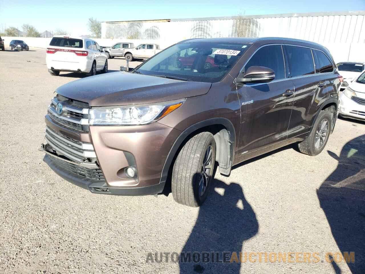 5TDJGRFH3HS031592 TOYOTA HIGHLANDER 2017