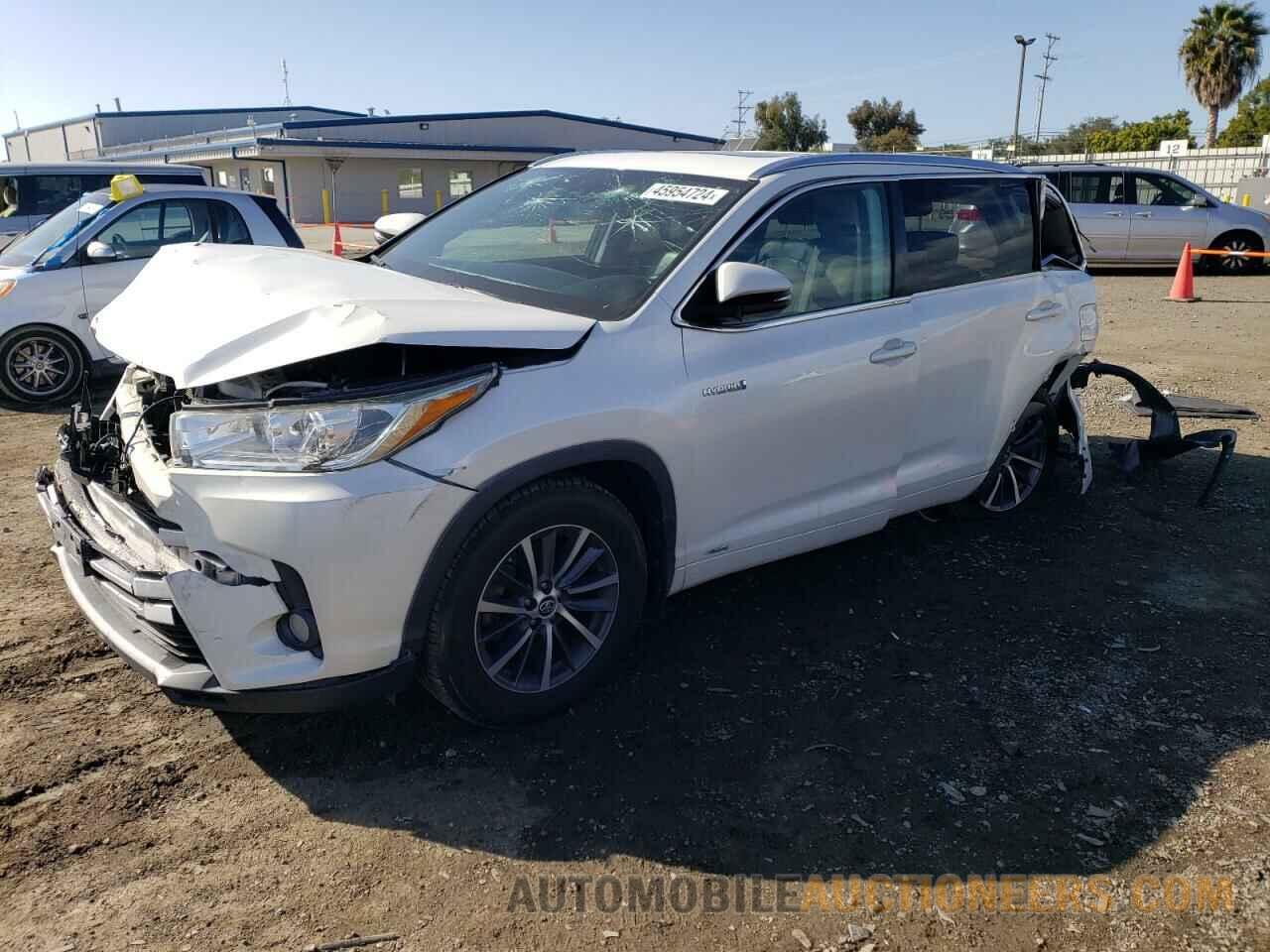 5TDJGRFH3JS042548 TOYOTA HIGHLANDER 2018