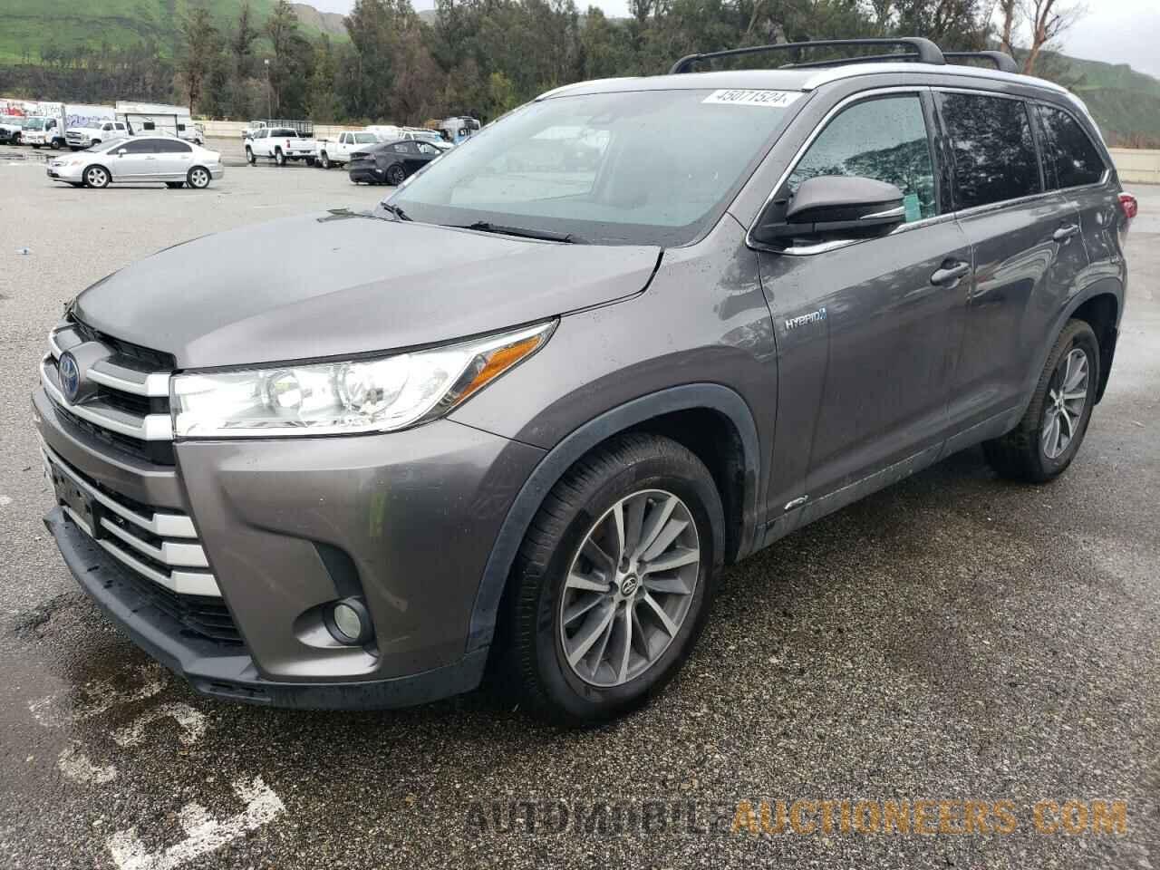 5TDJGRFH3KS068276 TOYOTA HIGHLANDER 2019