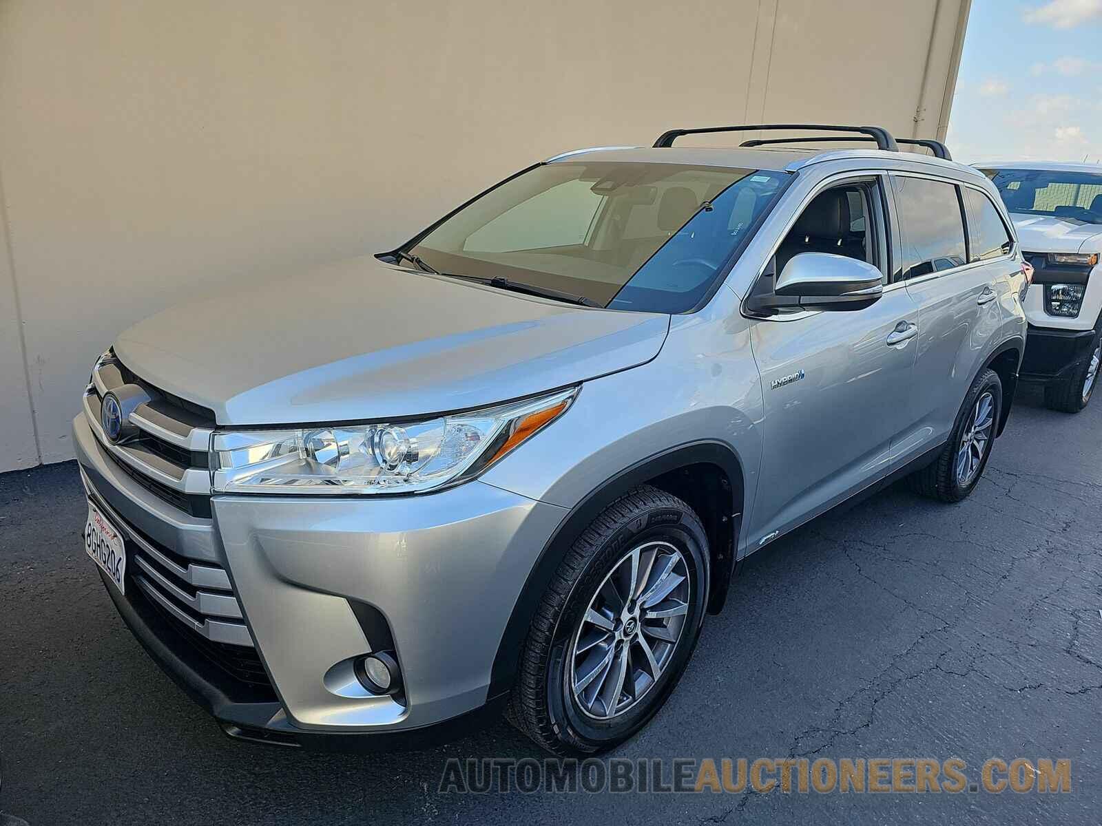 5TDJGRFH4KS054922 Toyota Highlander Hybrid 2019