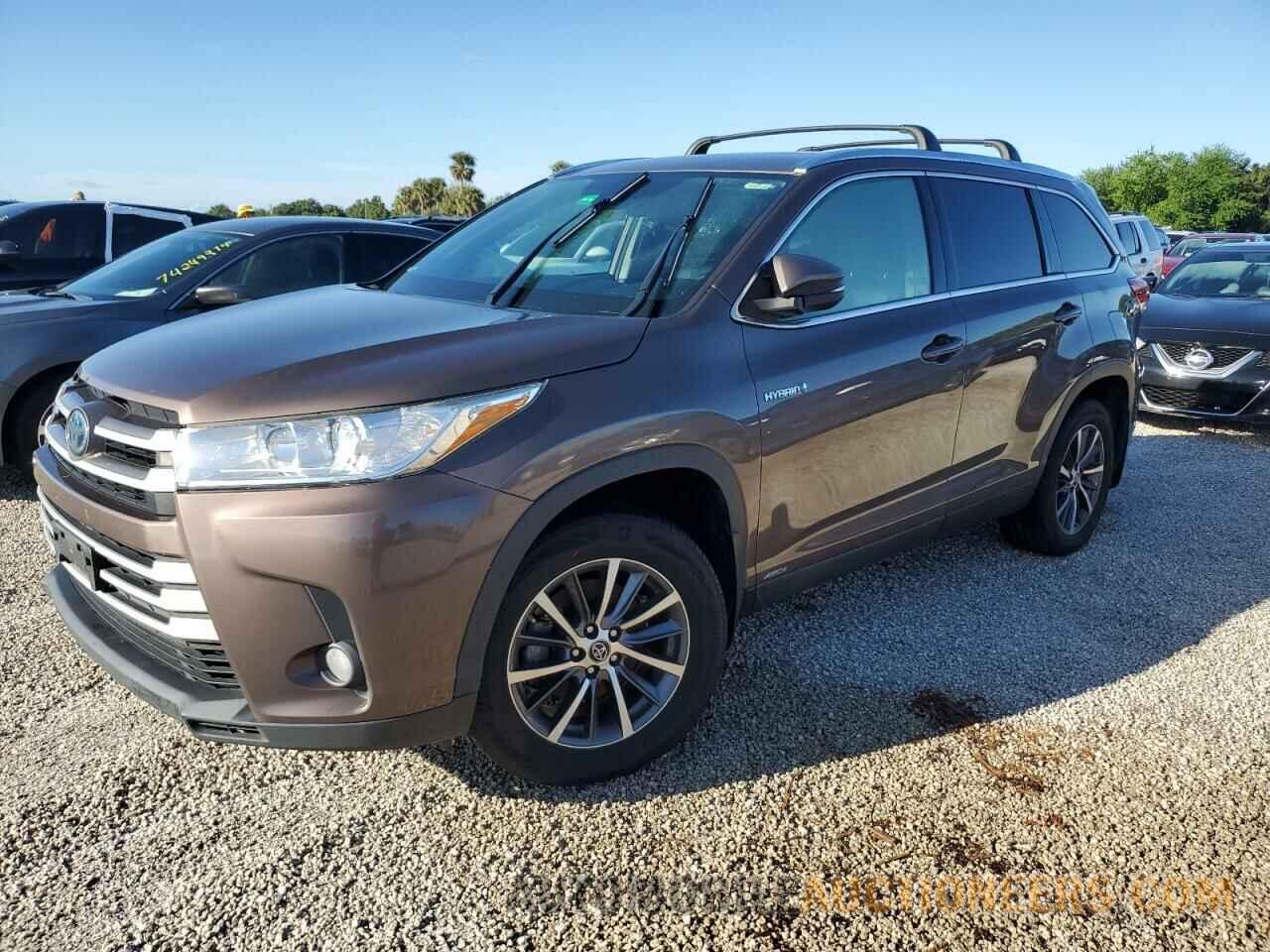 5TDJGRFH4KS063118 TOYOTA HIGHLANDER 2019