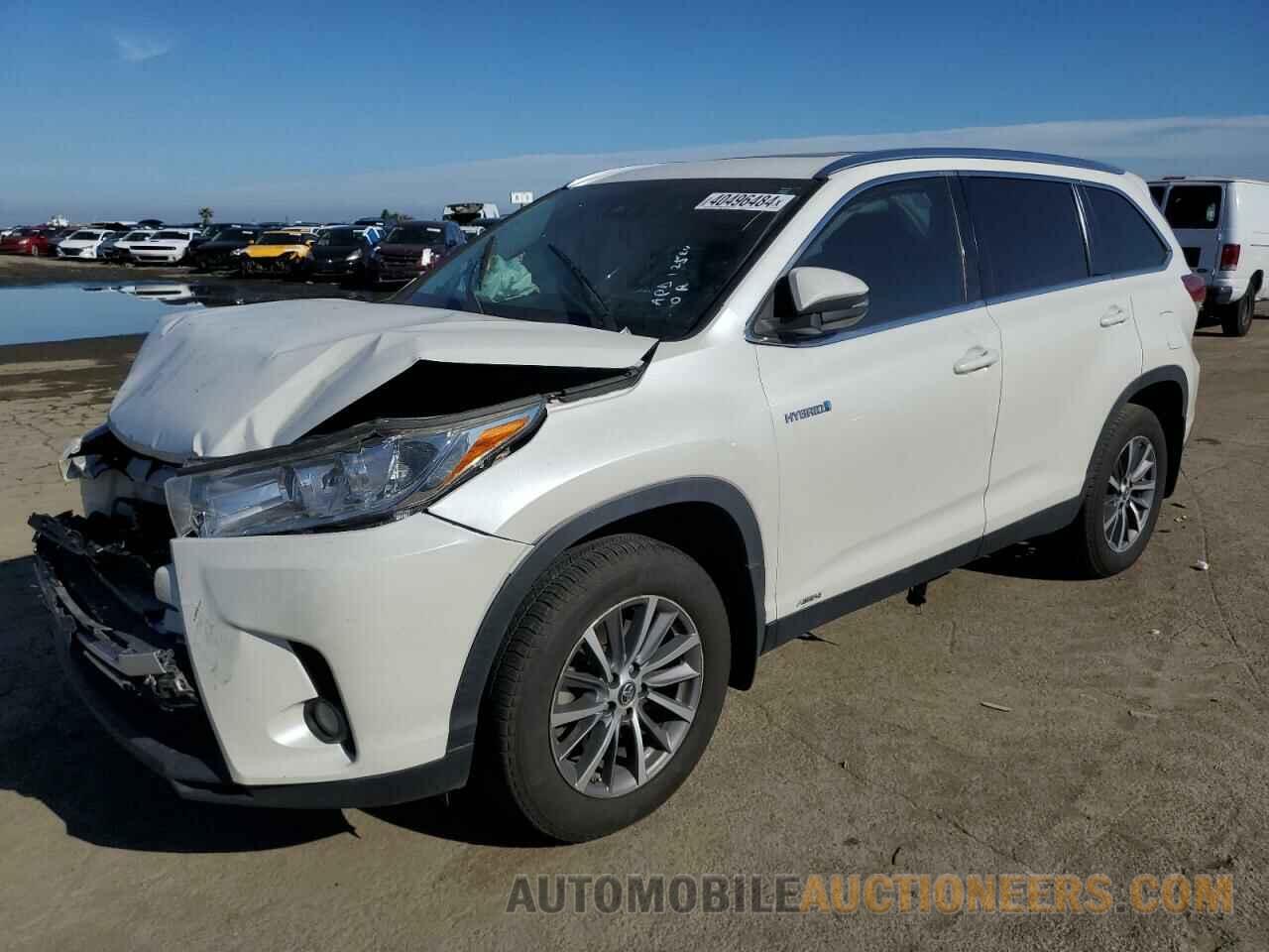 5TDJGRFH5KS064228 TOYOTA HIGHLANDER 2019