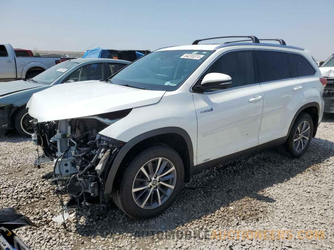 5TDJGRFH5KS067064 TOYOTA HIGHLANDER 2019