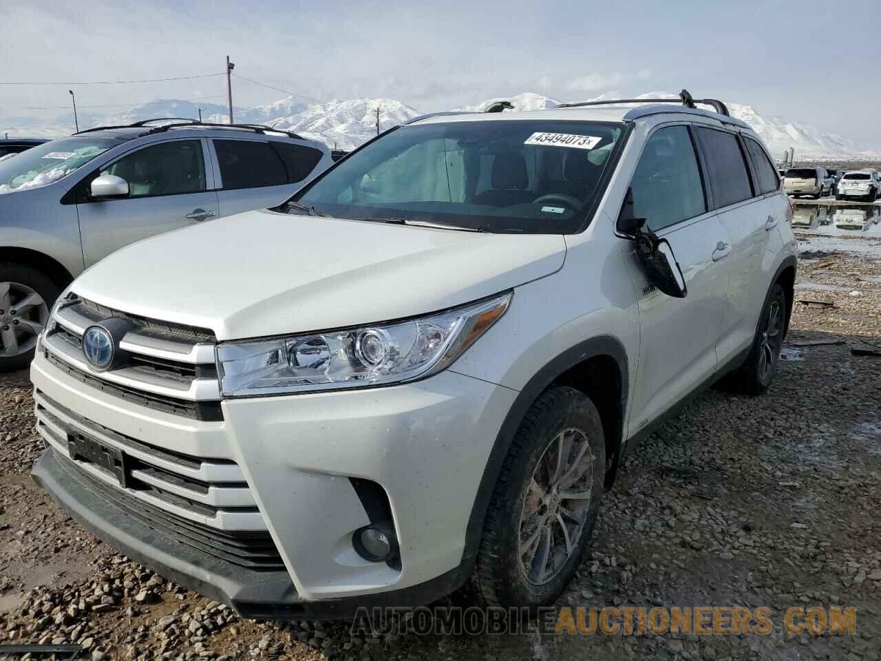 5TDJGRFH5KS074838 TOYOTA HIGHLANDER 2019