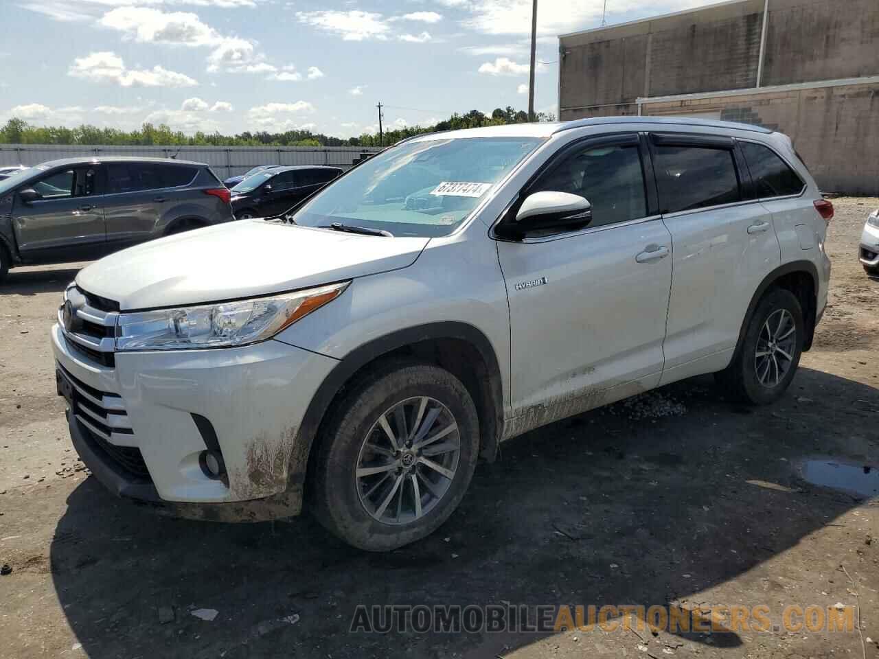 5TDJGRFH6HS033837 TOYOTA HIGHLANDER 2017