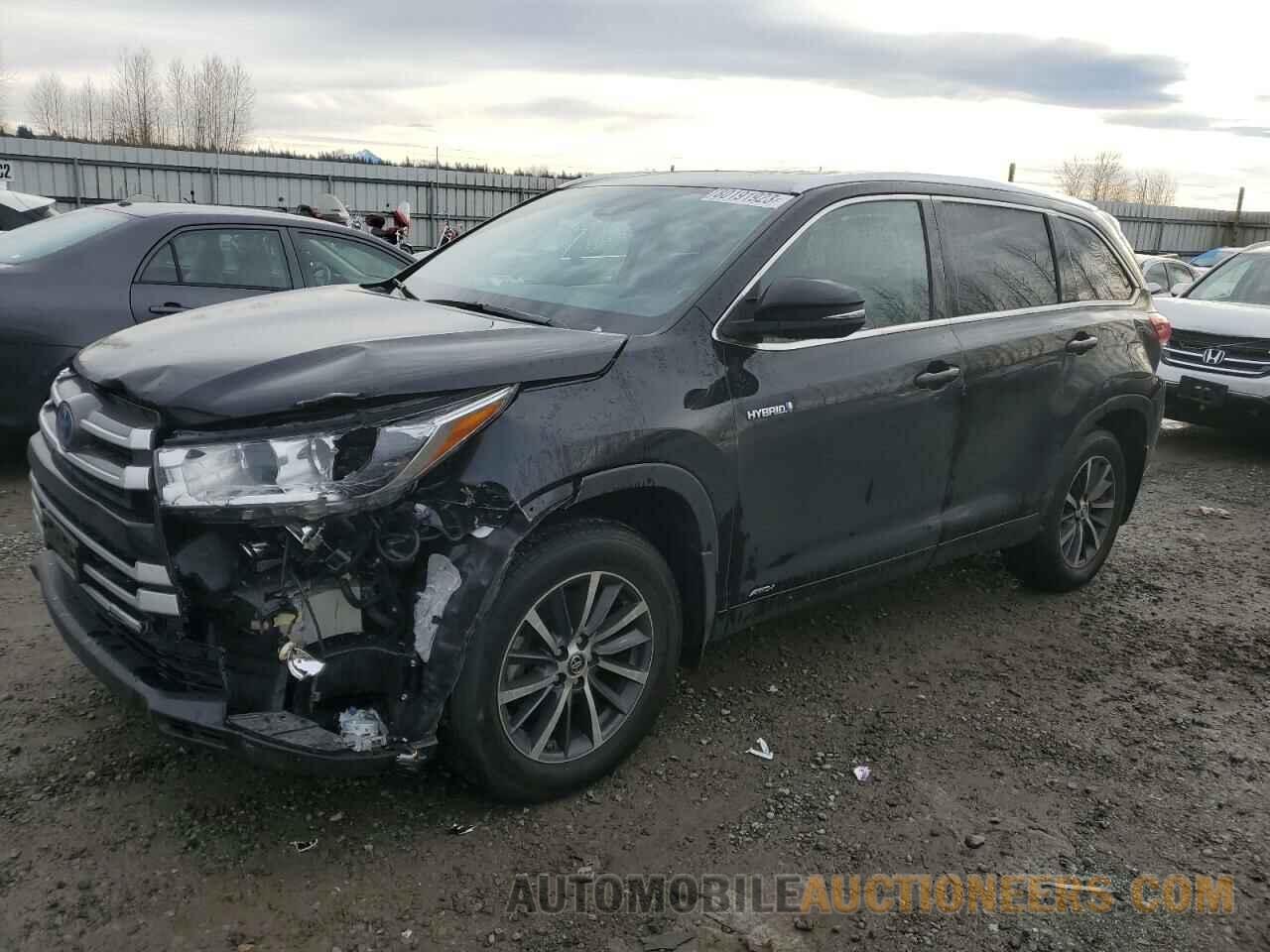 5TDJGRFH7JS049311 TOYOTA HIGHLANDER 2018